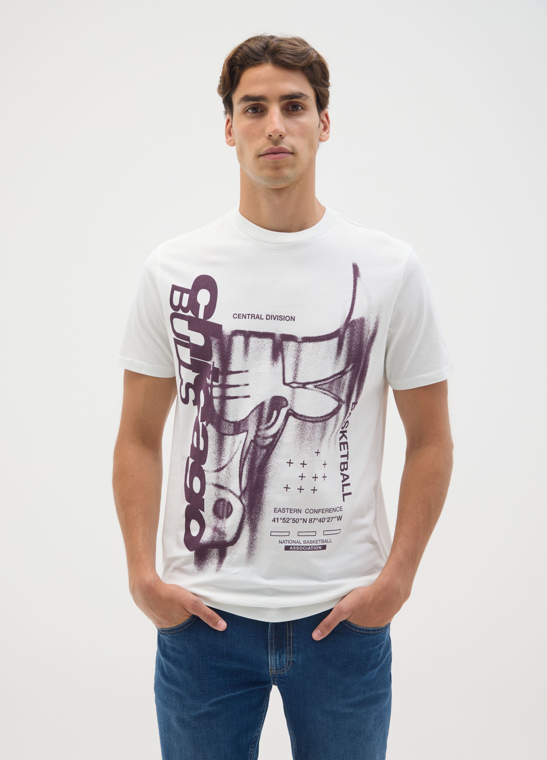 T-shirt in puro cotone bianca con stampa Chicago Bulls