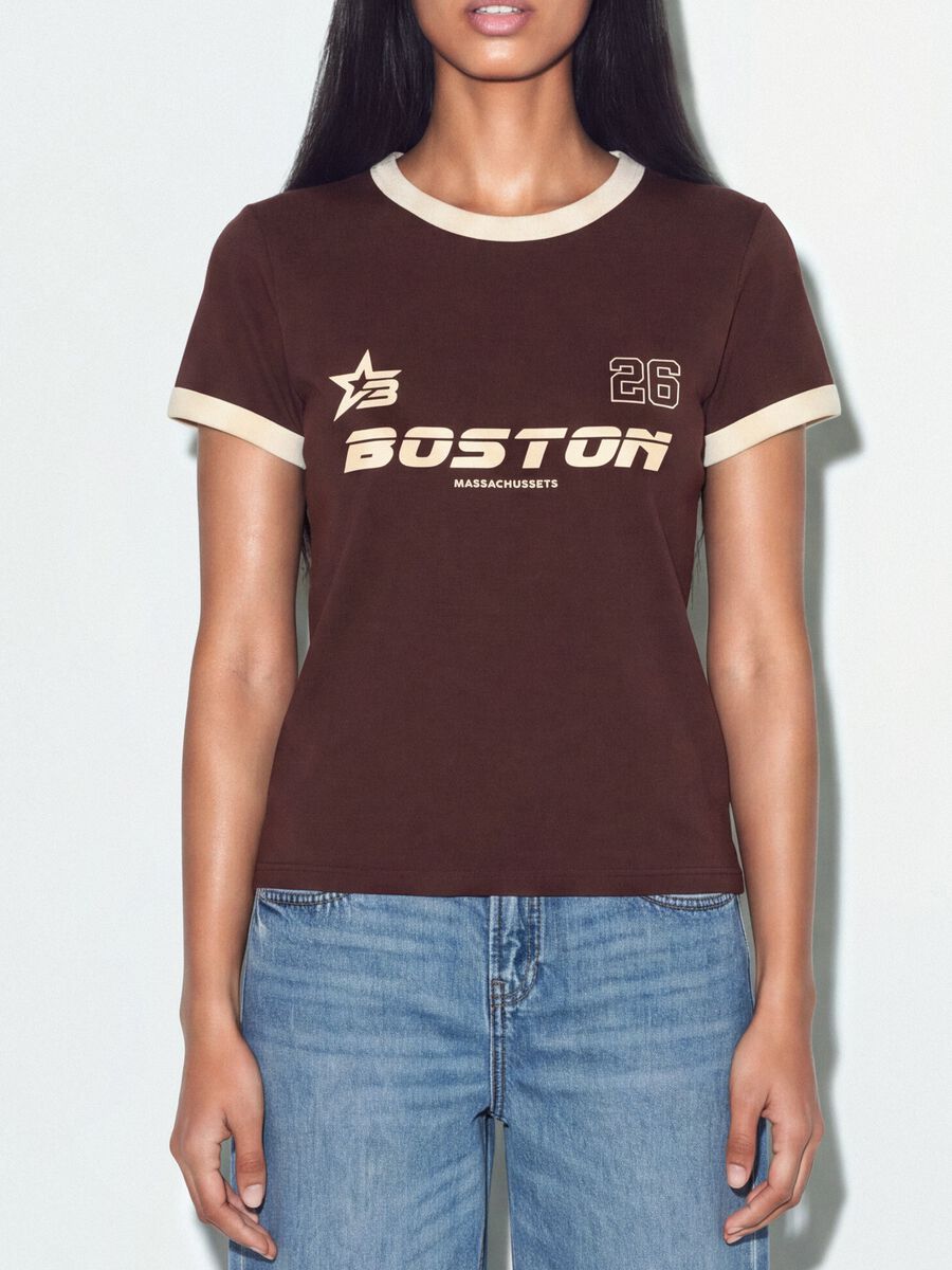 Brown cotton T-shirt with front graphic print and contrast trims_3