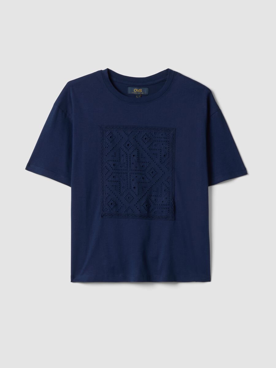 Blue regular-fit pure cotton T-shirt with perforated detail_0