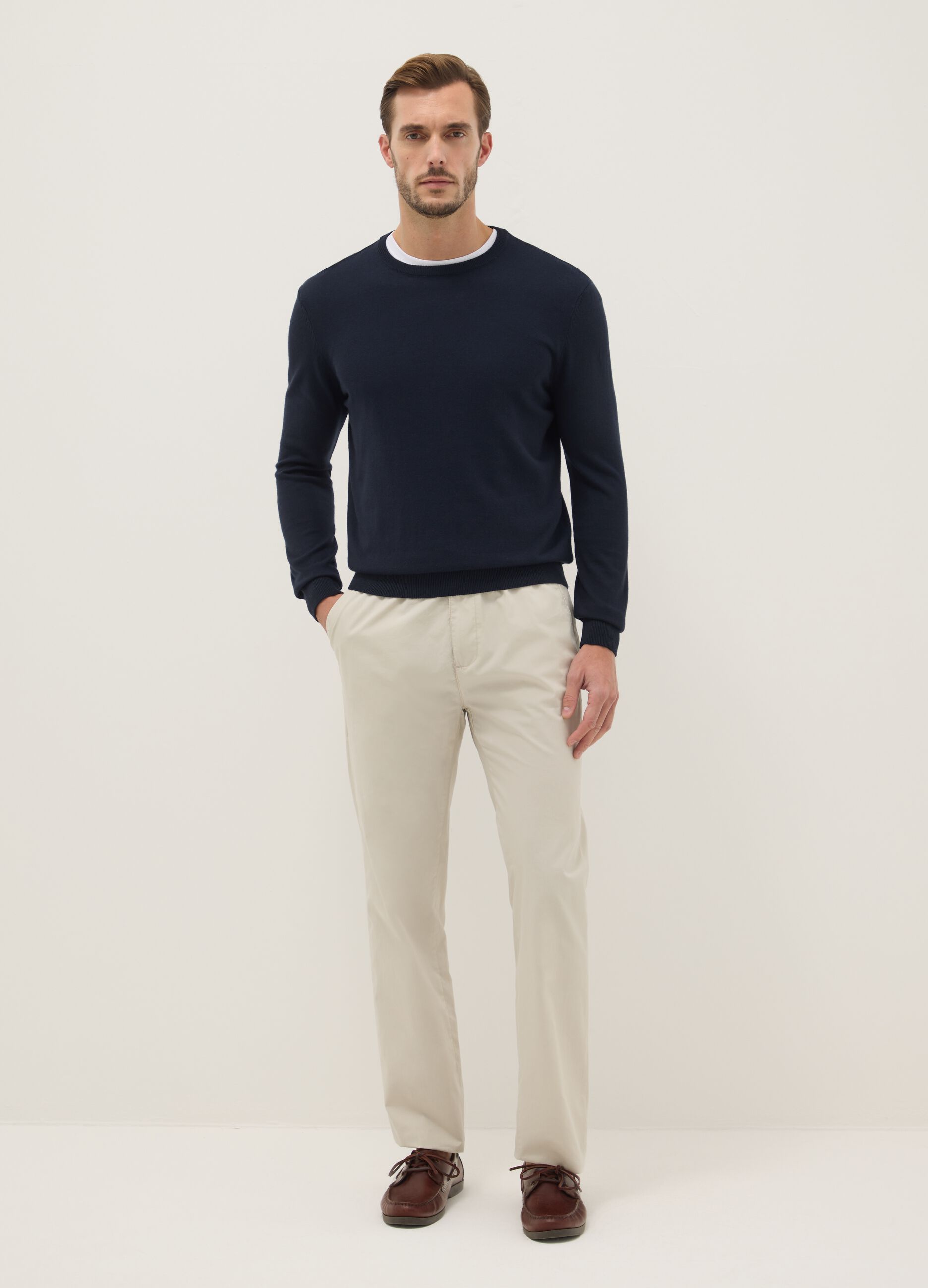Beige chino trousers in pure cotton, regular fit