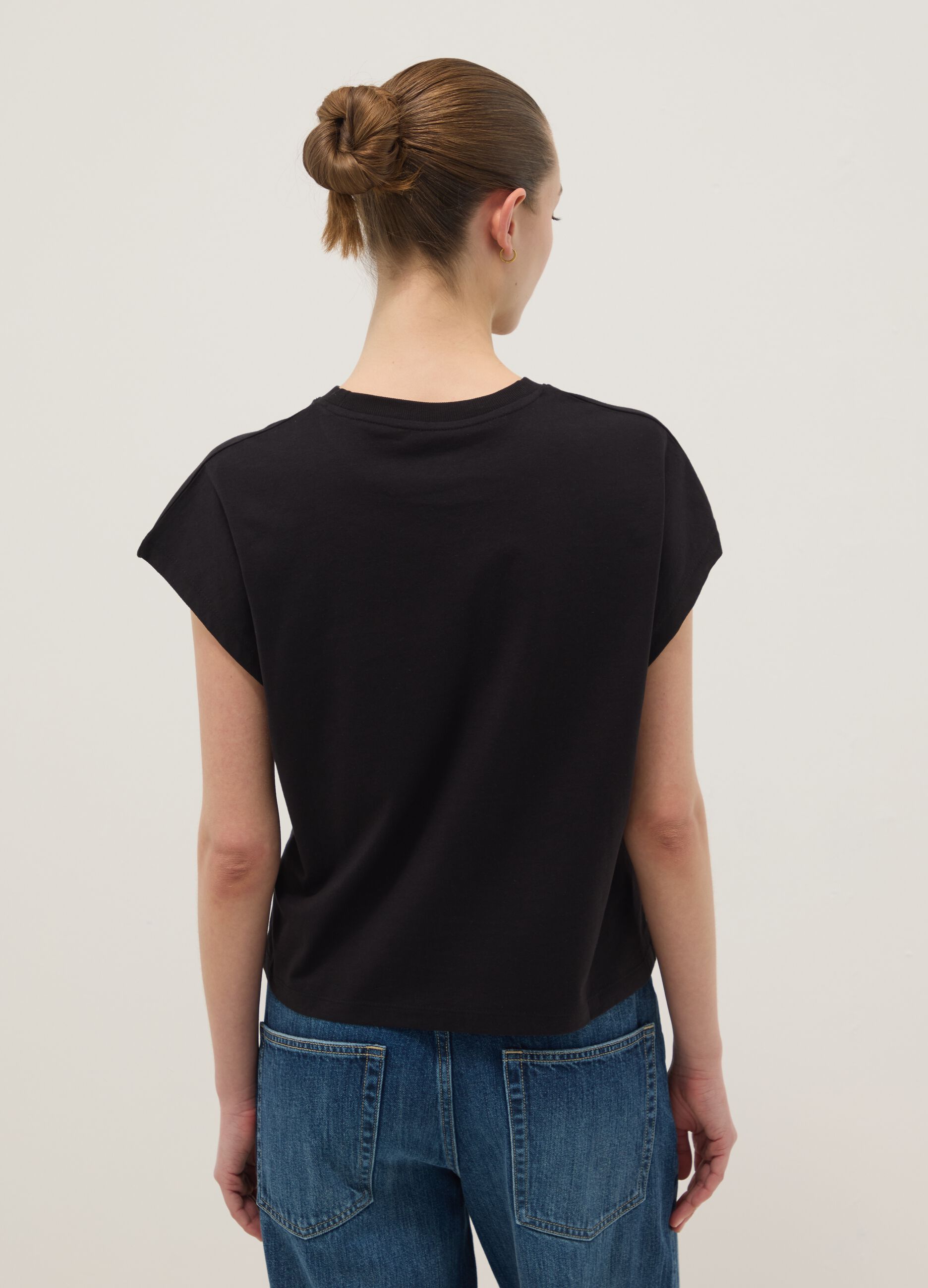 Black fitted short-sleeve pure cotton T-shirt