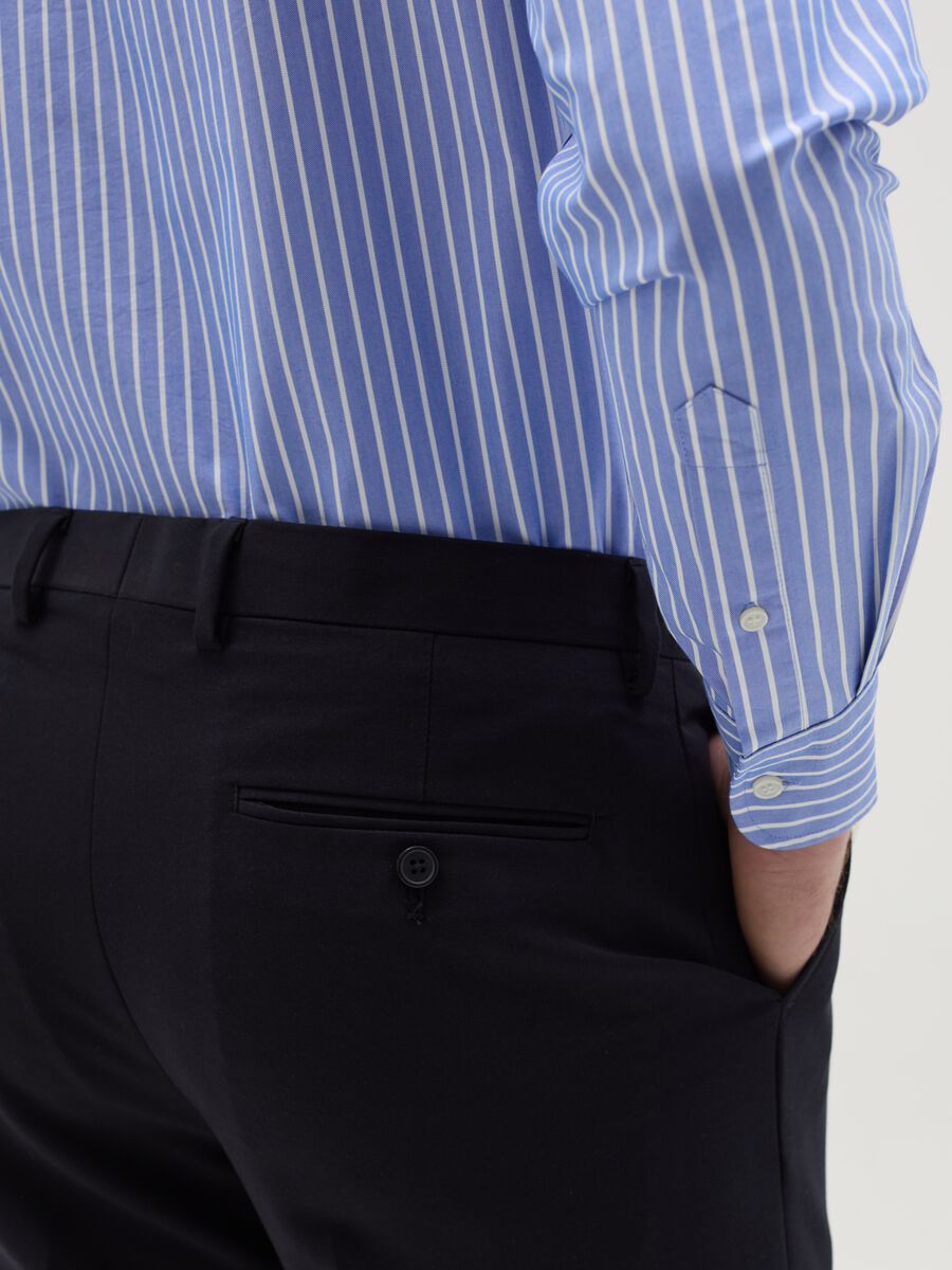 Easy-iron button-down shirt with stripes_3