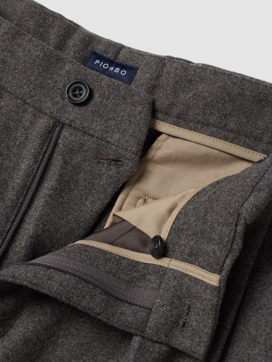 Pantaloni formali grigi in misto lana e viscosa carrot fit_1