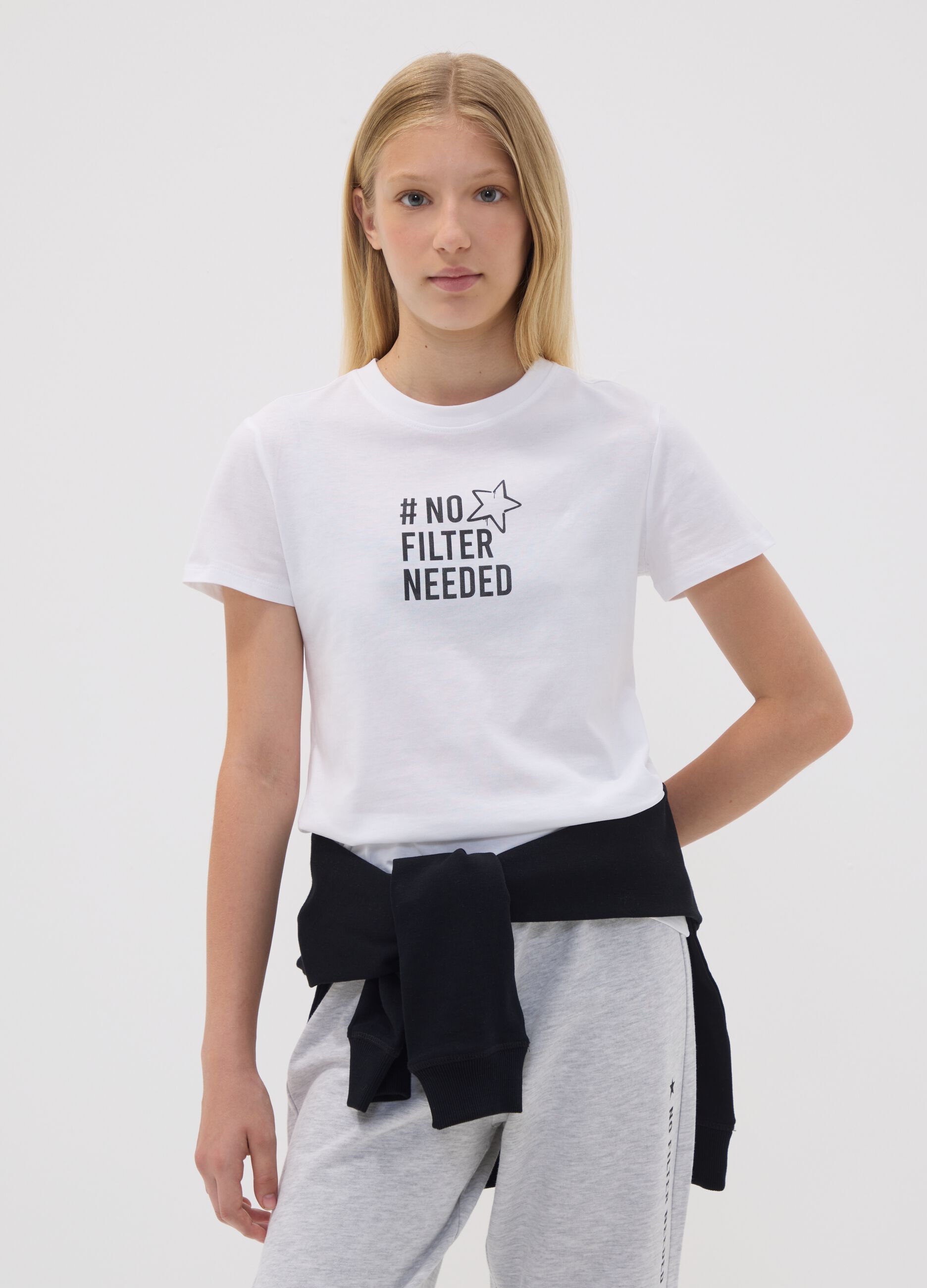 T-shirt bianca in puro cotone organico con grafica per ragazza