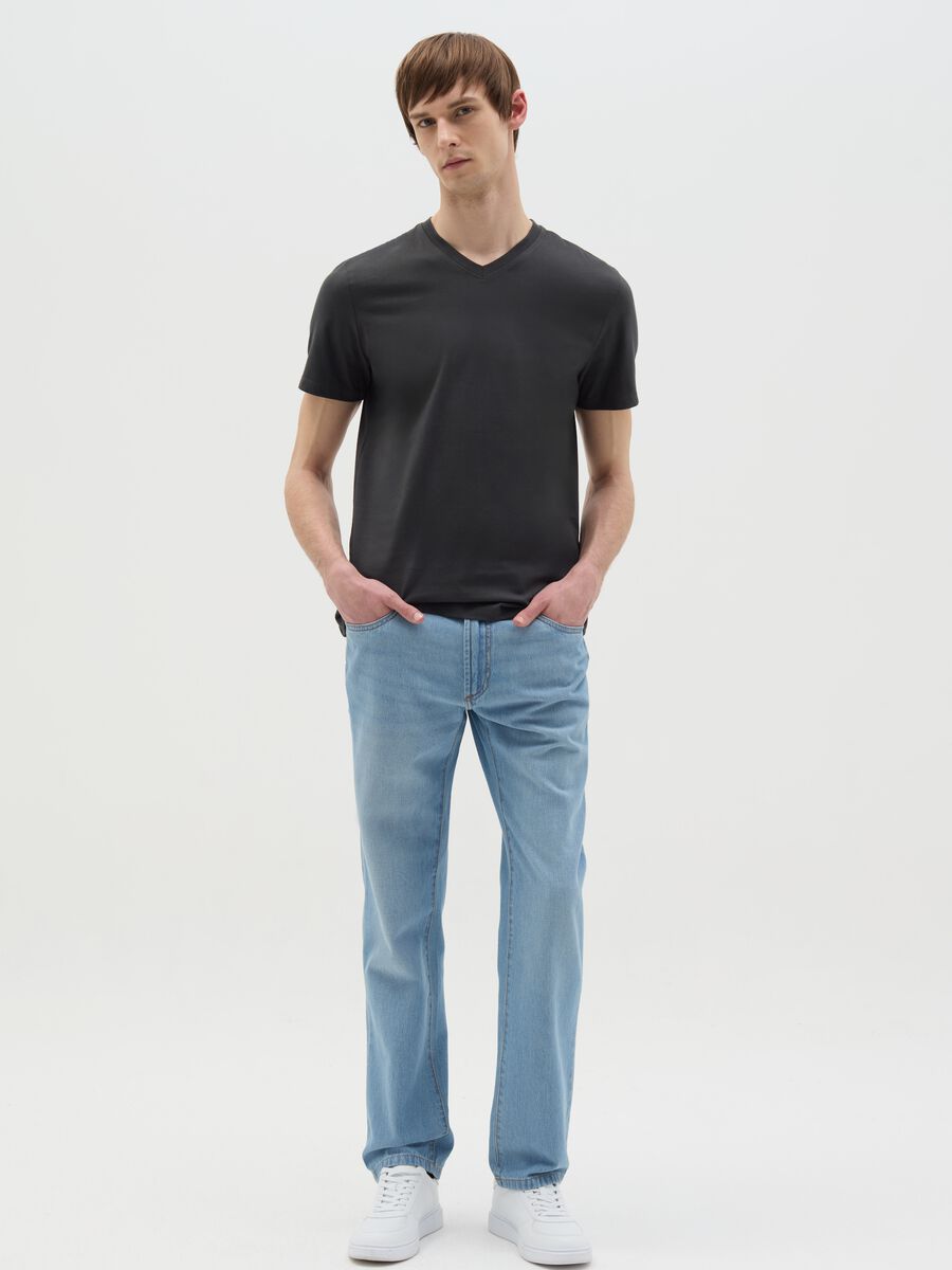 Organic cotton T-shirt with V neck_1