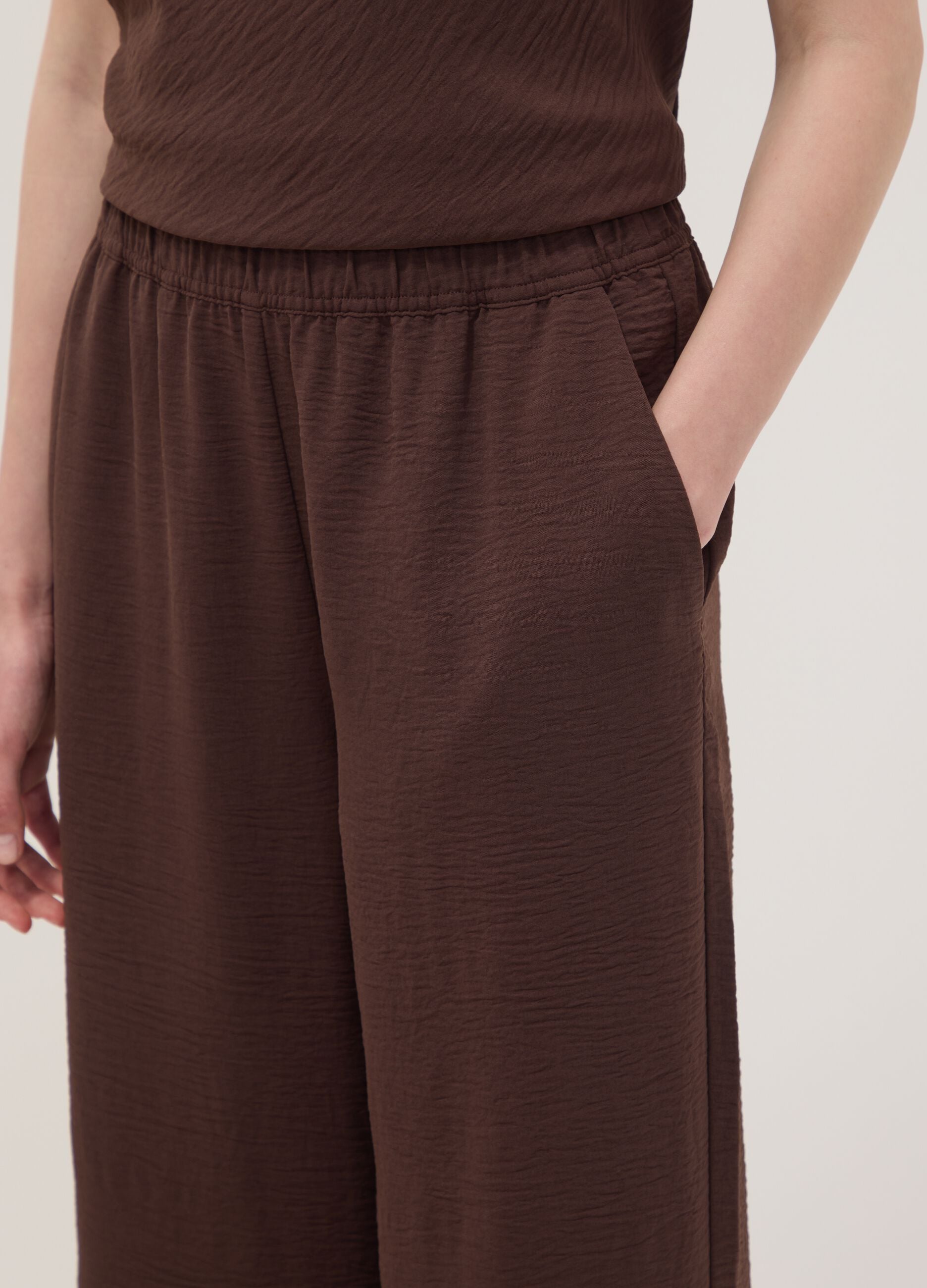 Brown wide-leg trousers with elasticated waistband