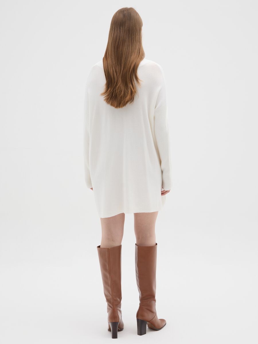 White long sweater regular fit with turtleneck_2