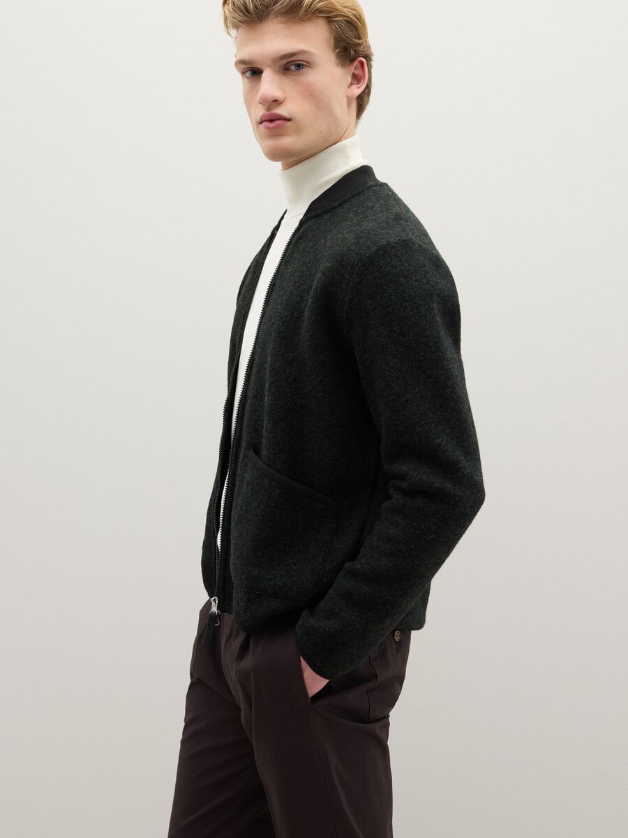 Black sweatshirt in a wool and polyester blend with full zip_3