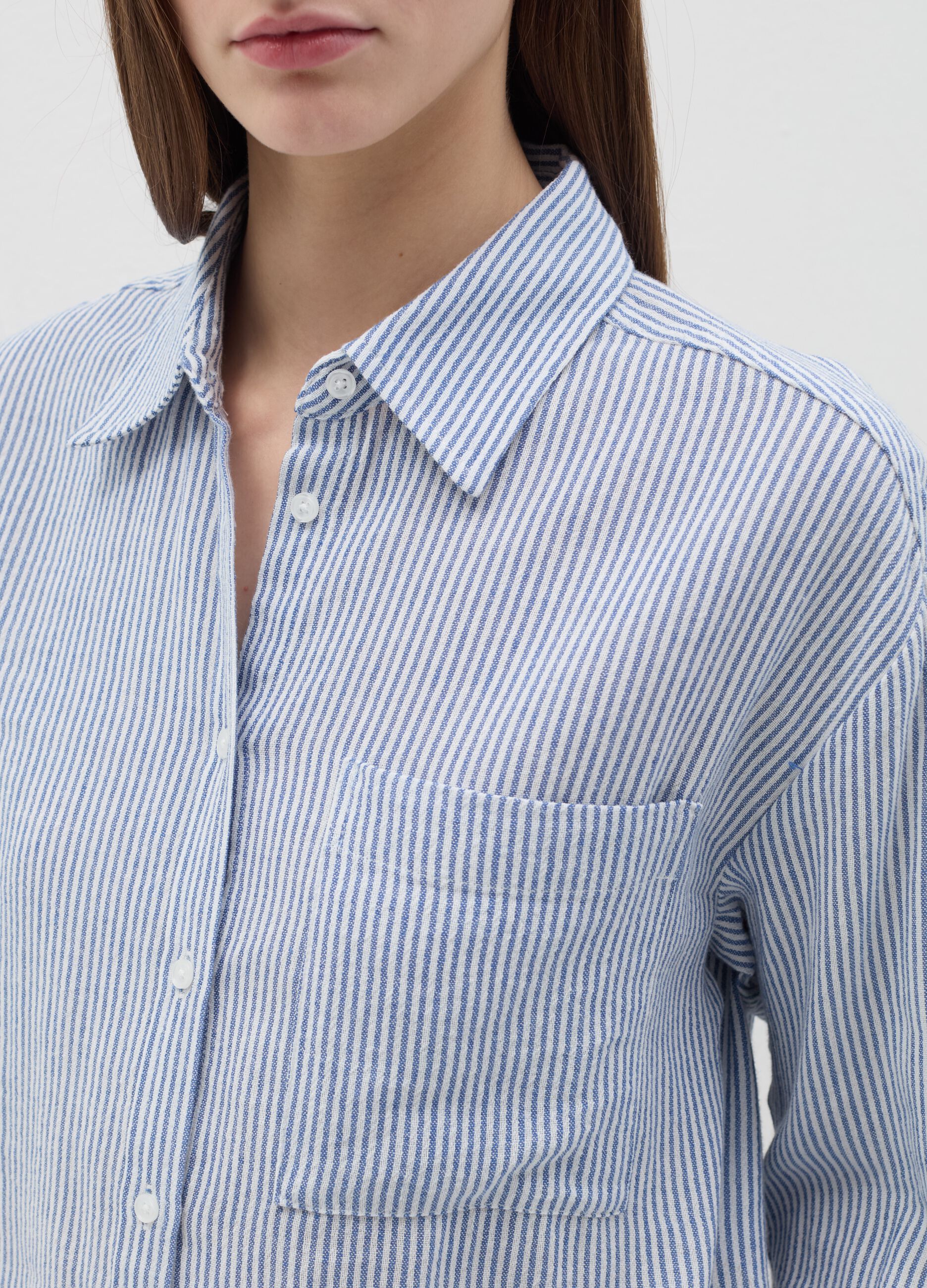 Striped blue shirt in cotton and linen