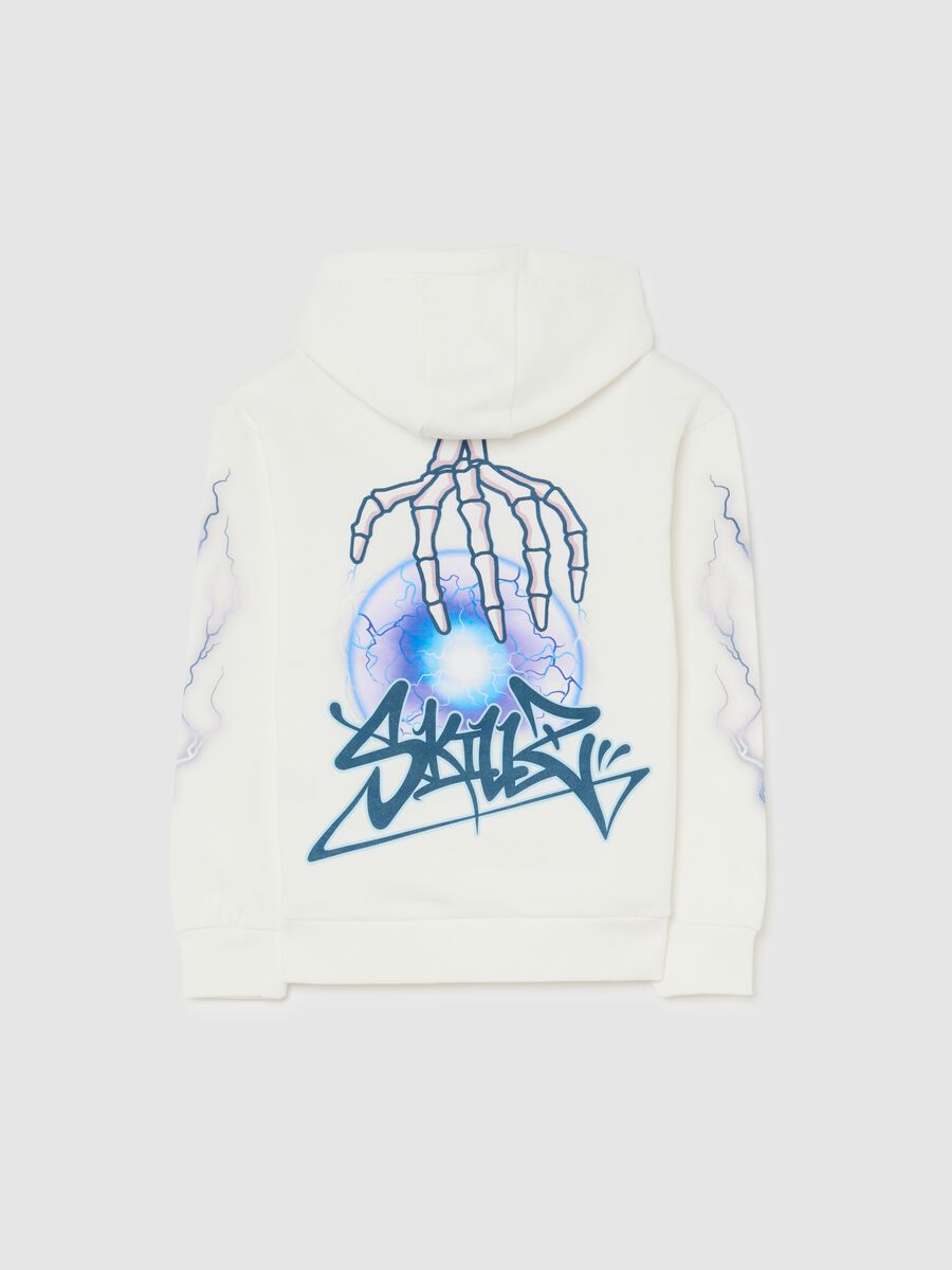 White cotton oversized hoodie for boys with prints_1