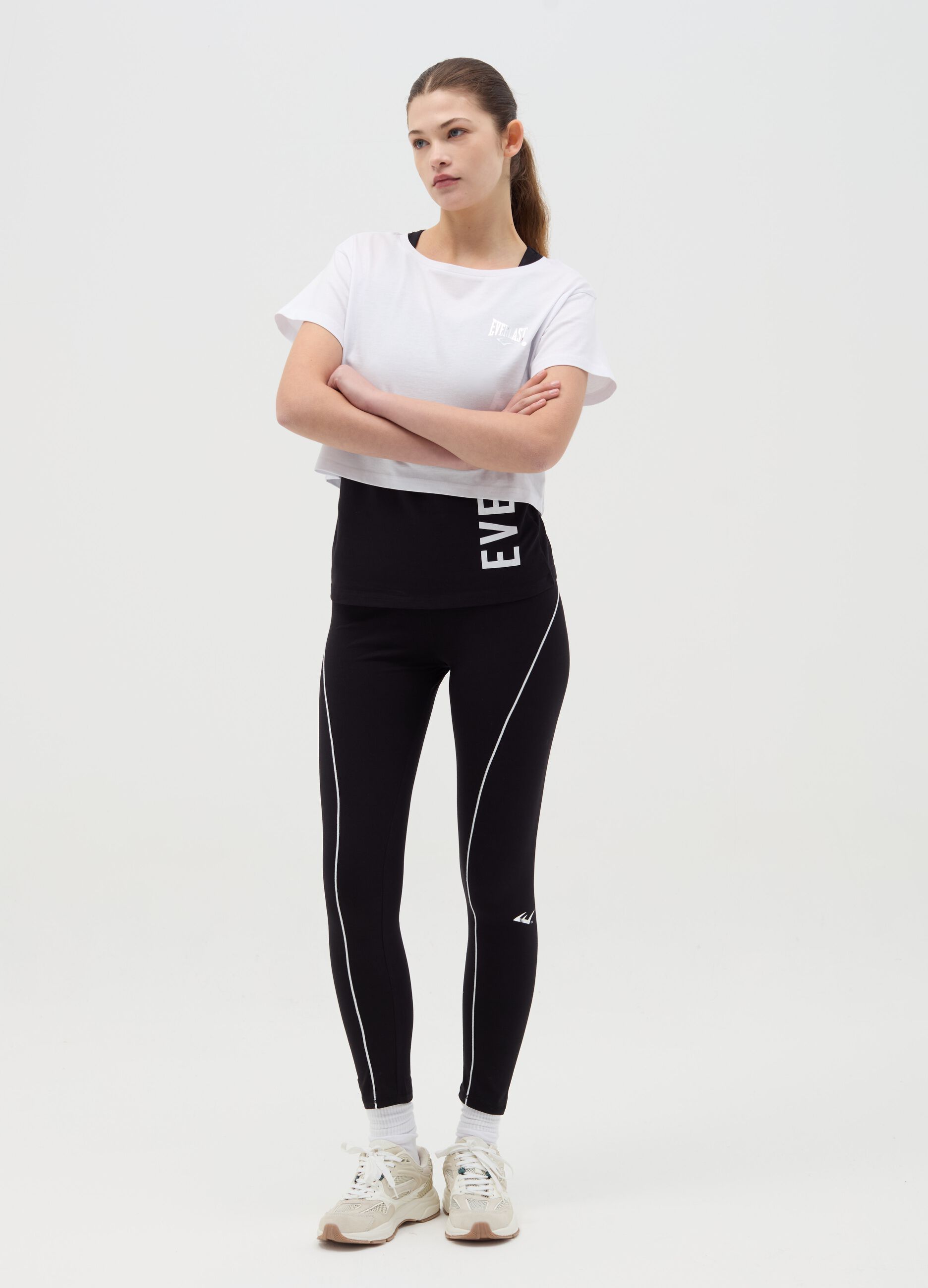 Leggings with contrasting details