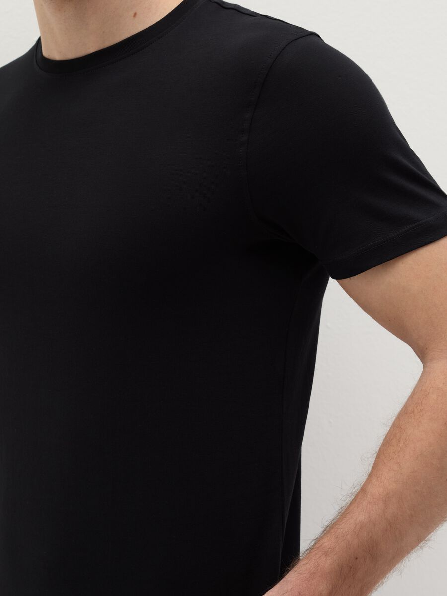 Two-pack undershirts with round neck_2