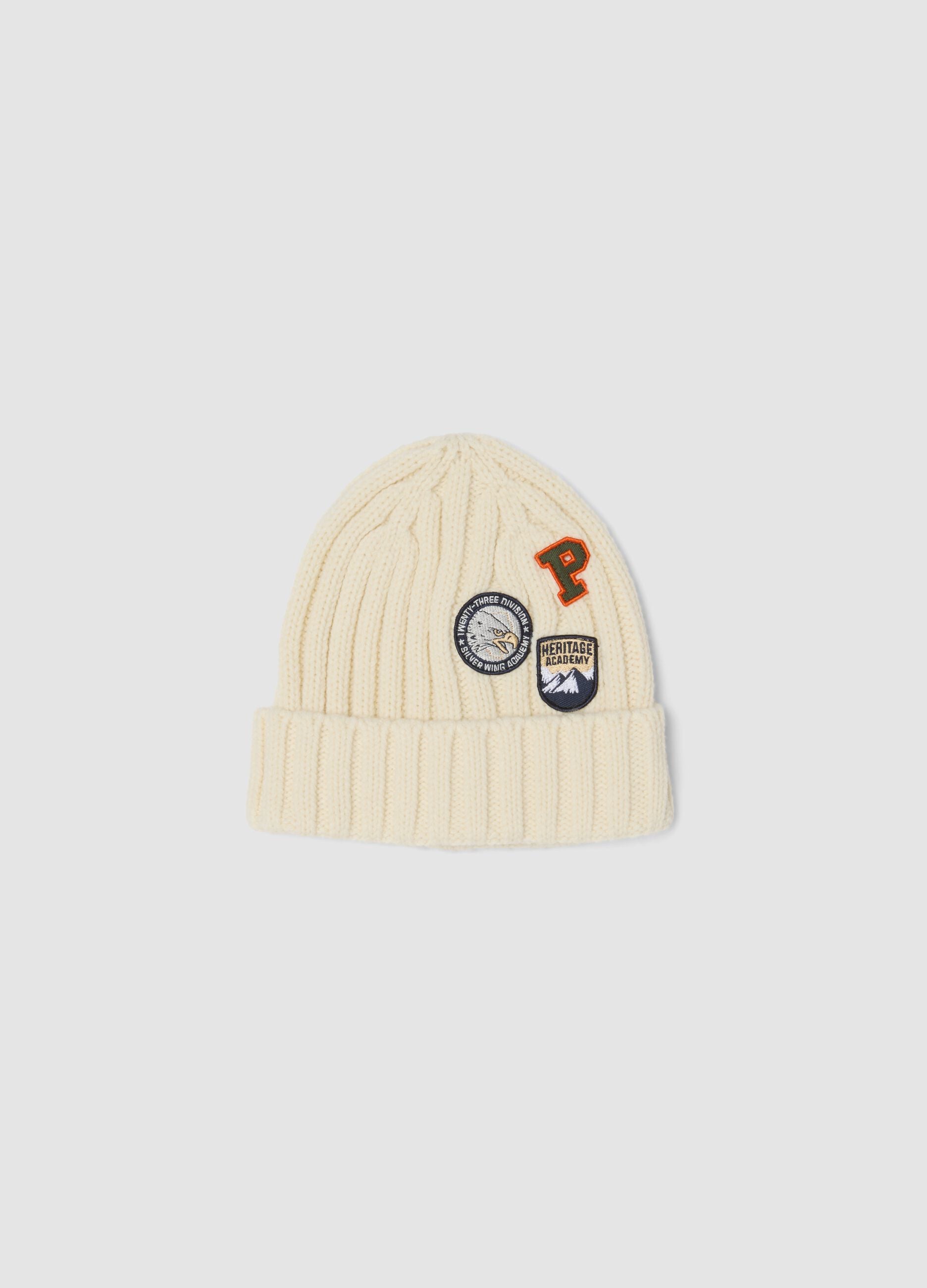 Cappello bianco in misto lana a coste con risvolto