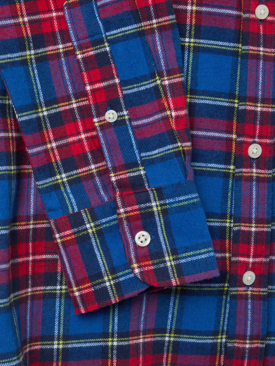 Flannel shirt with check pattern and button-down collar_5