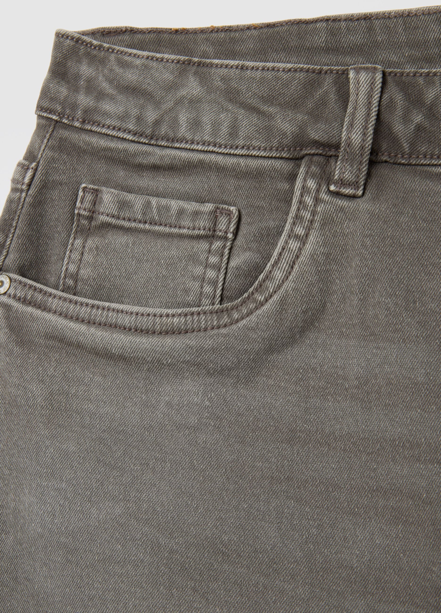 Men's grey denim regular fit shorts