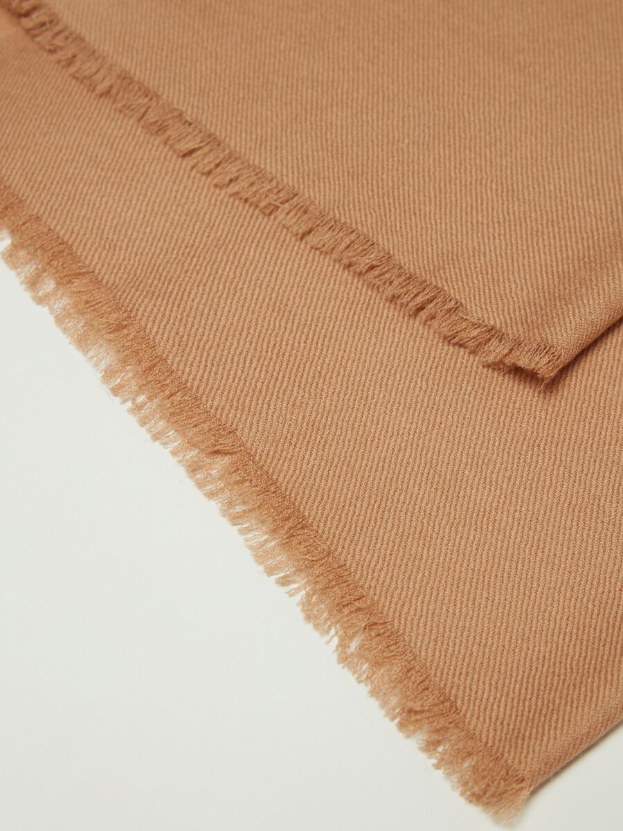 Pashmina sfrangiata in lana_2