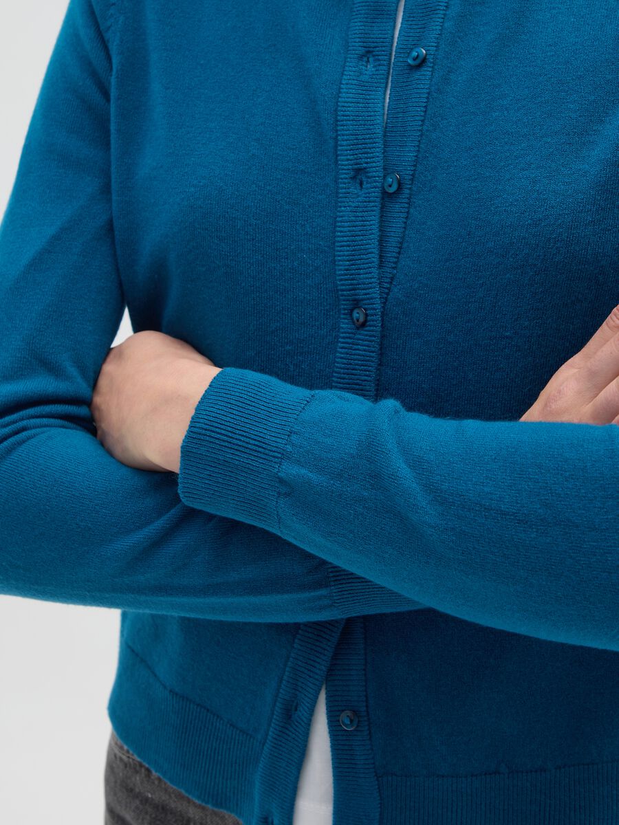 Acrylic Blue Cardigan_3