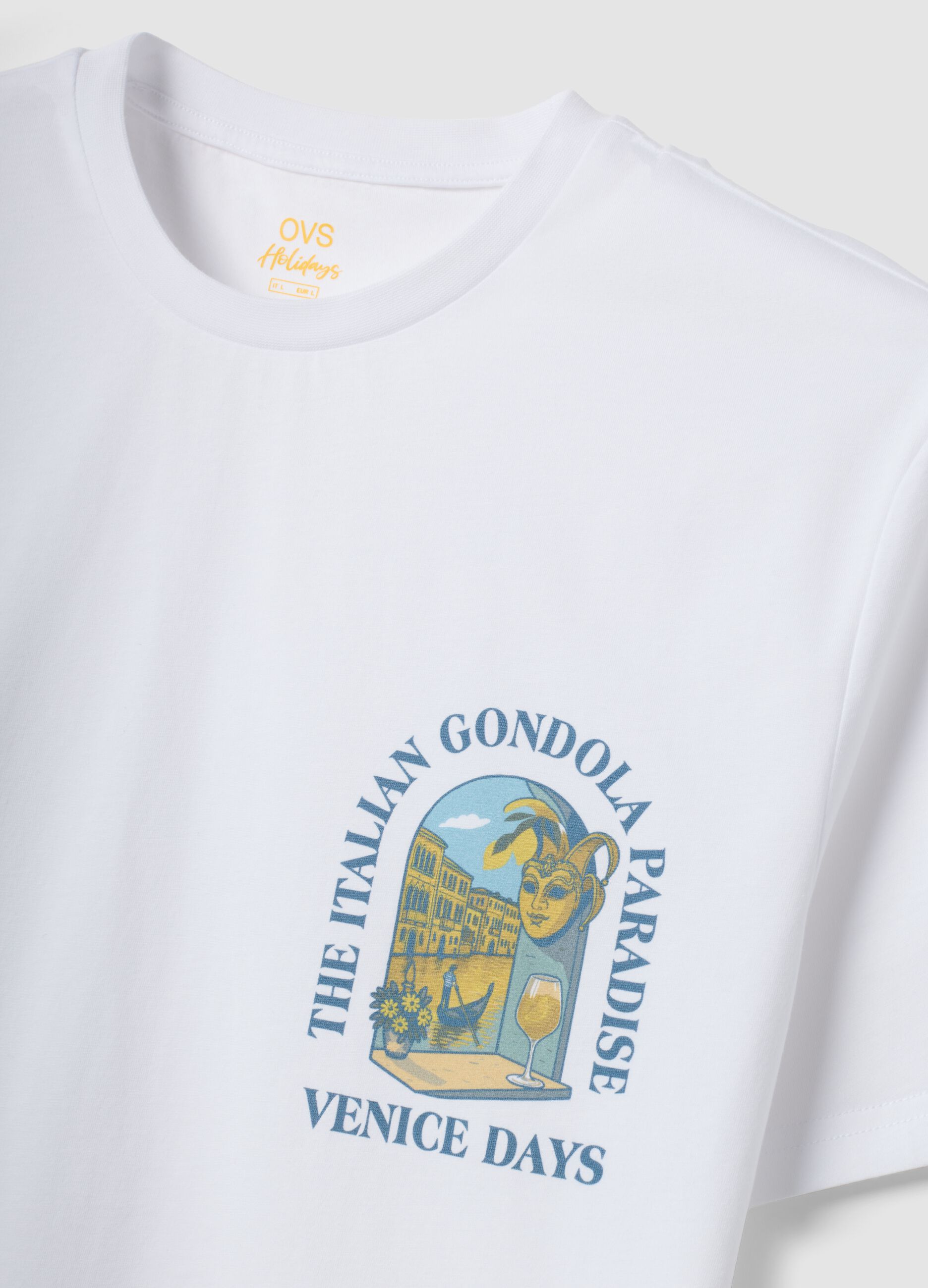 White pure cotton T-shirt with chest print, regular fit