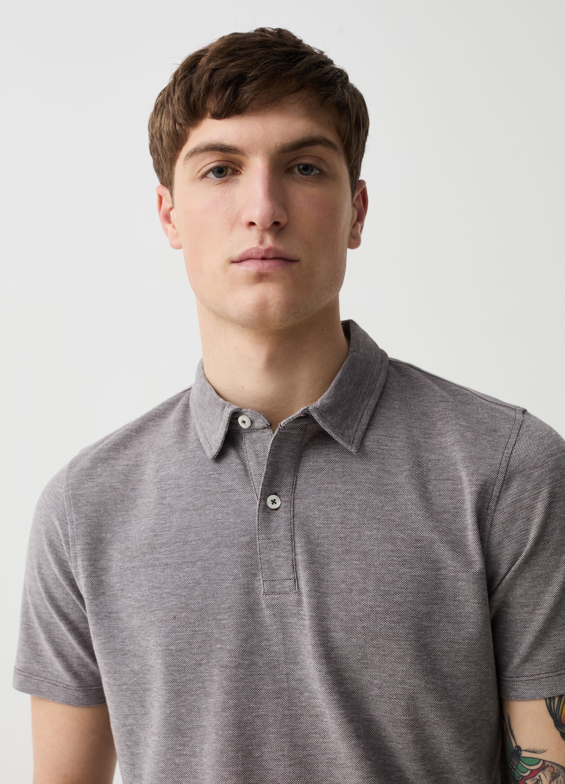 Piquet polo shirt with two-tone jacquard weave