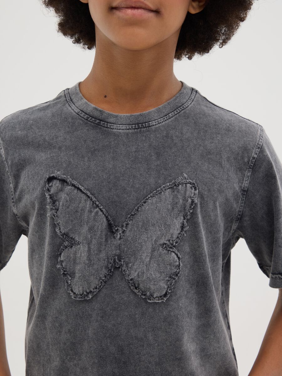 Grey T-shirt with butterfly motif for girls_2