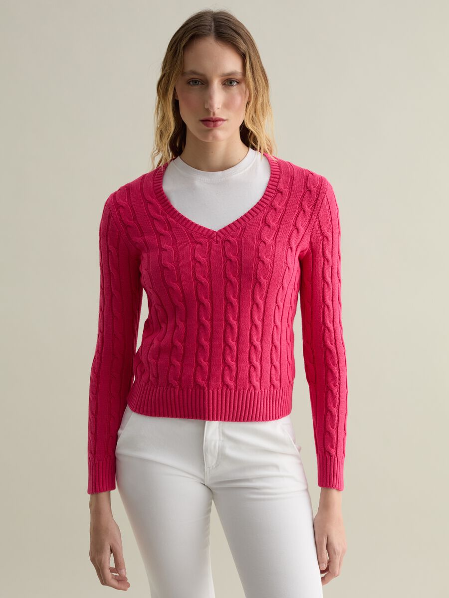 Cable-knit pullover with V neck_0