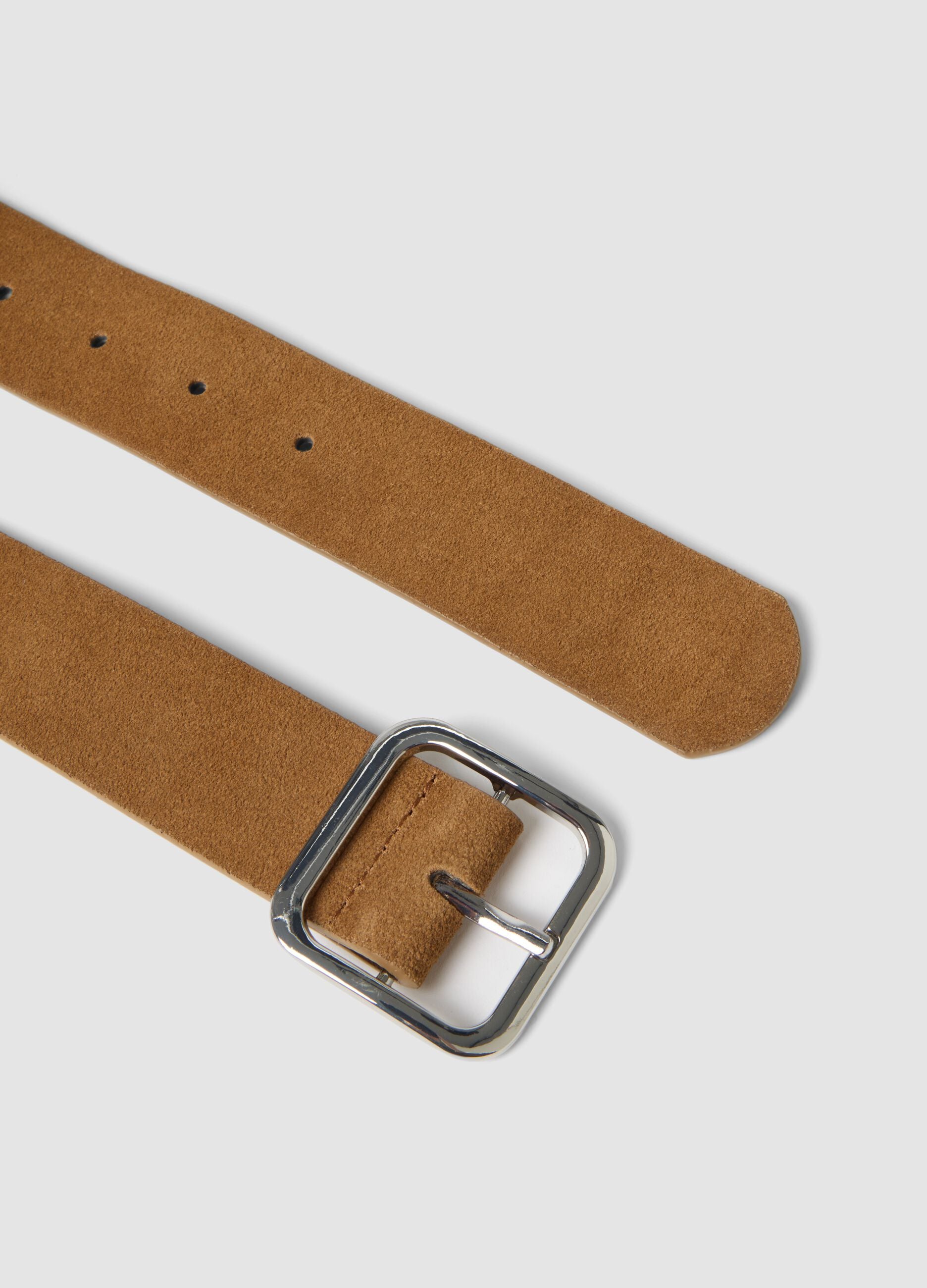 Cintura marrone in vera pelle con borchie