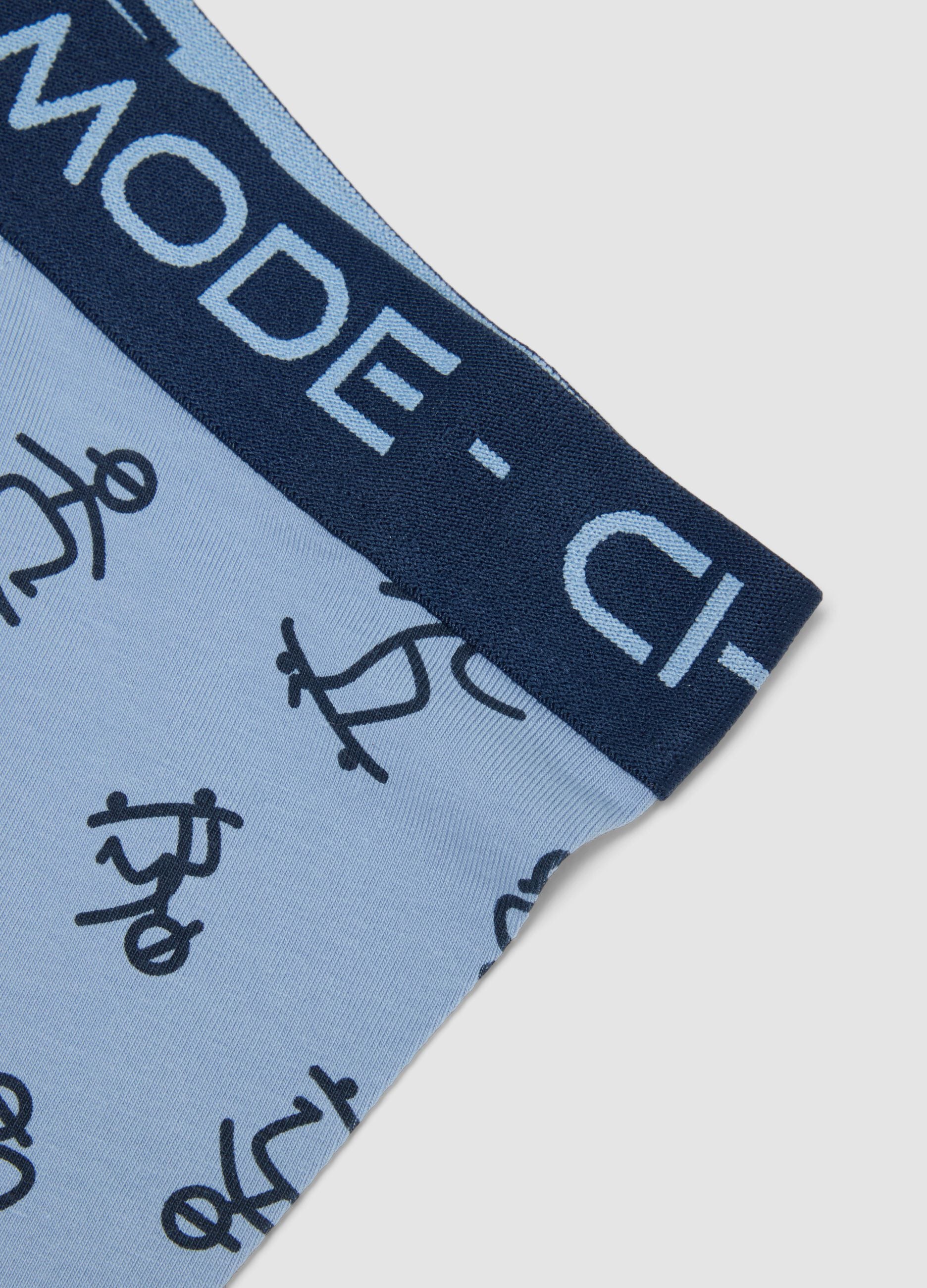 Boxer azzurro in cotone organico con stampa all over per bambino e ragazzo