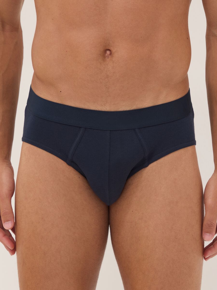 3-pack of blue and black stretch organic cotton briefs_1