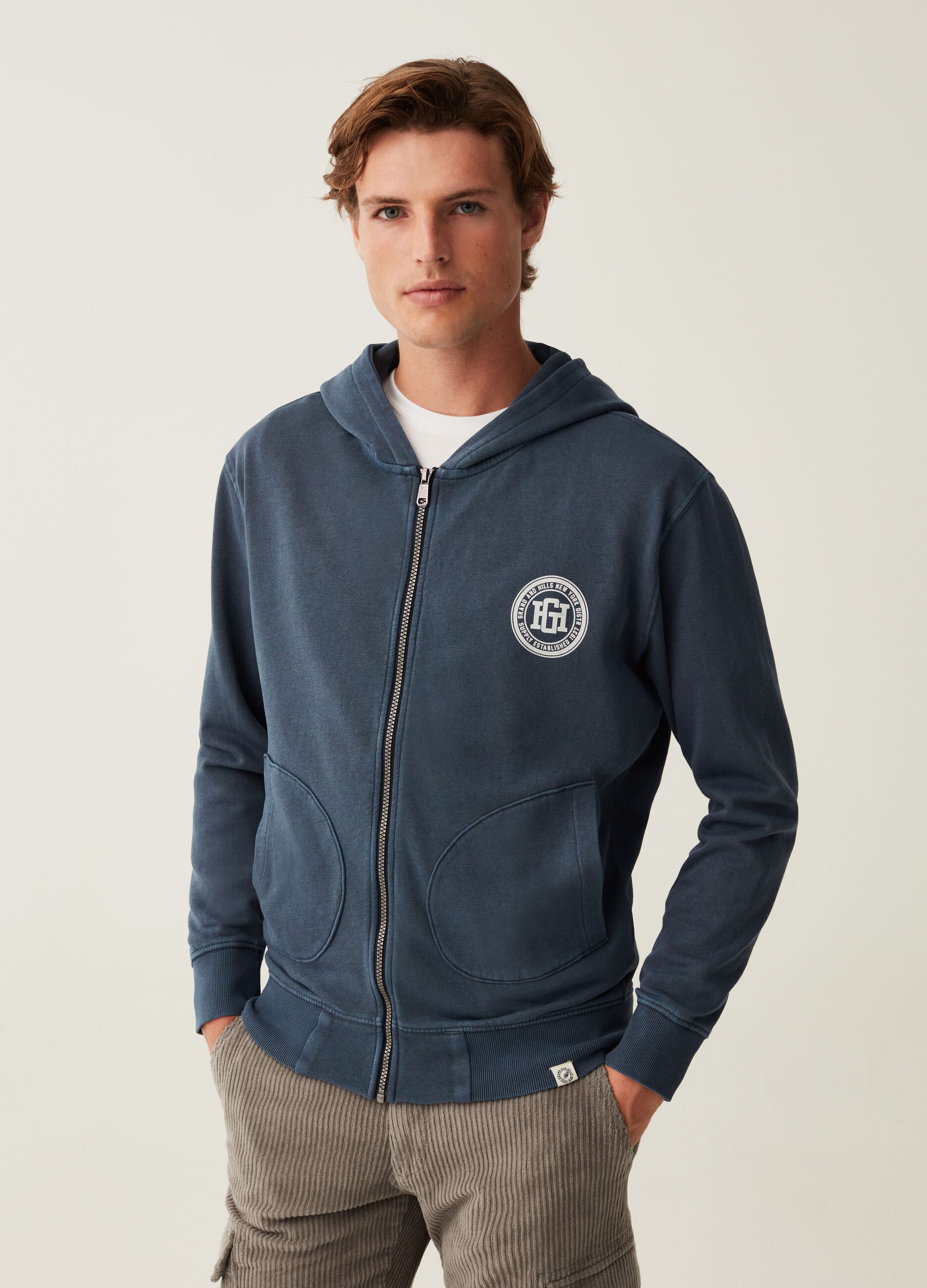 Full-zip con cappuccio e stampa_0