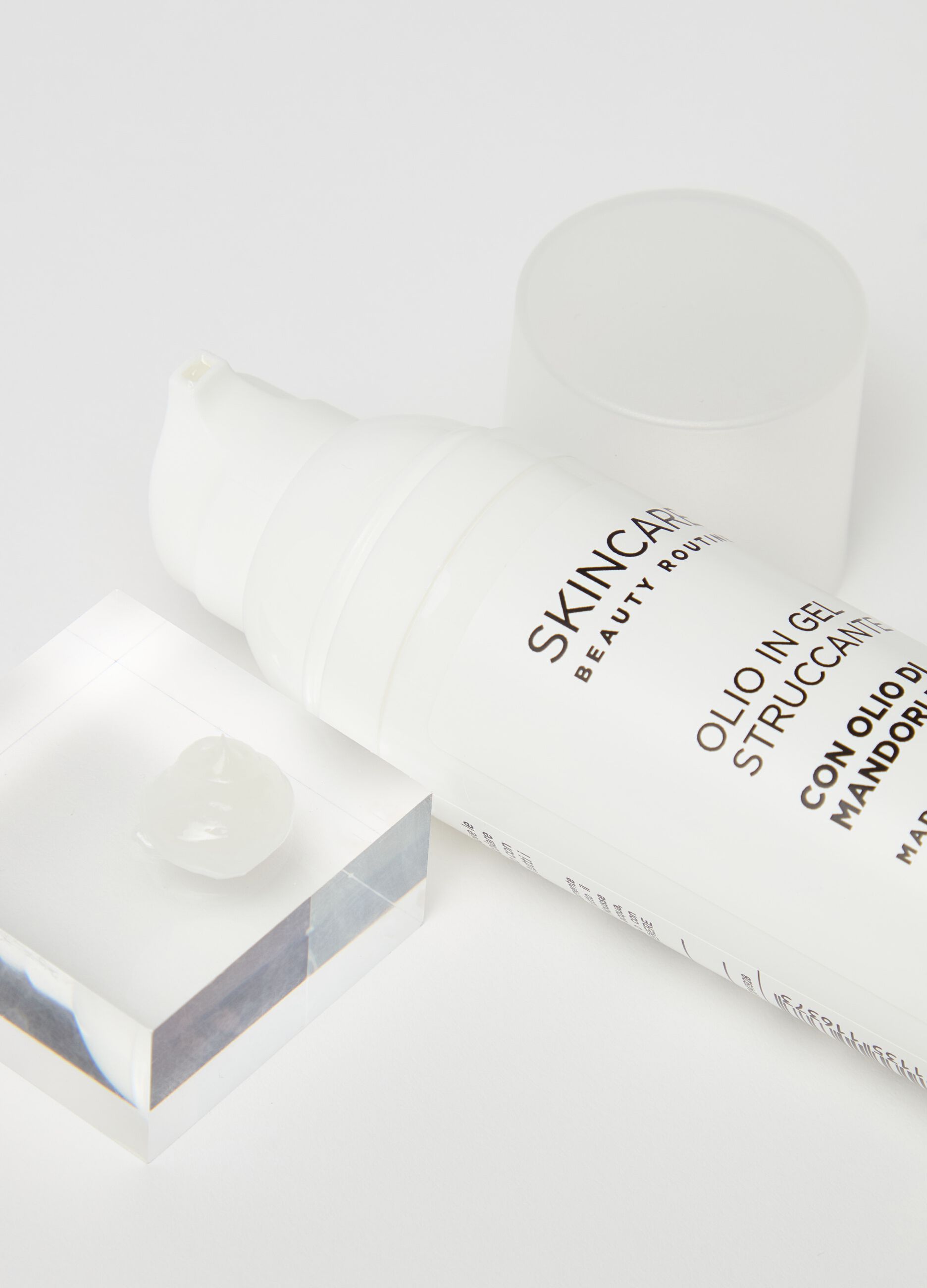 Beauty Routine oil make-up remover gel