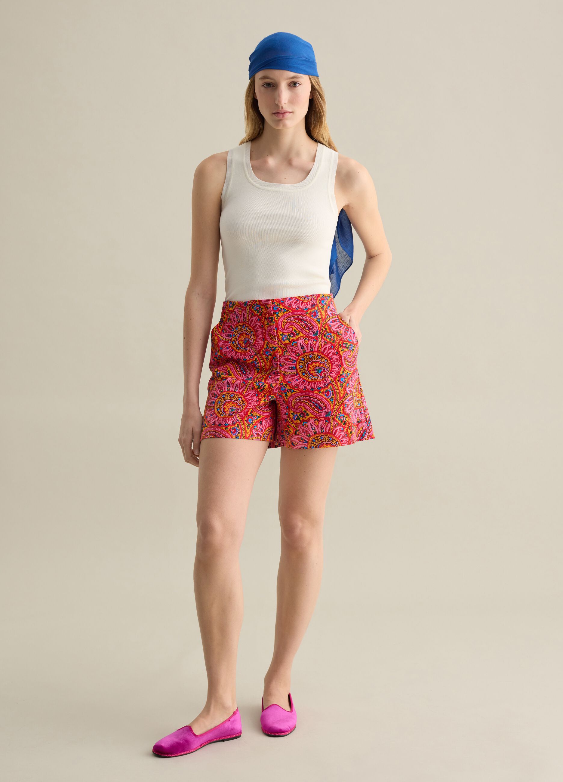 Pink and orange stretch cotton shorts with paisley print