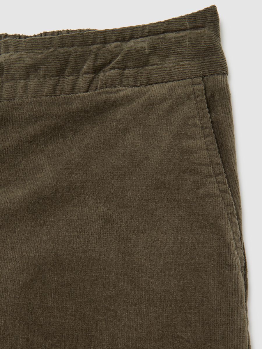 Pantaloni in cotone elasticizzato verdi regular fit_5