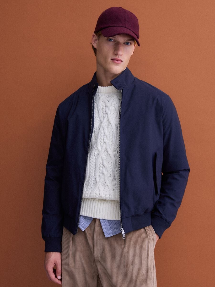Navy padded jacket, regular fit, with zip and high neck_0