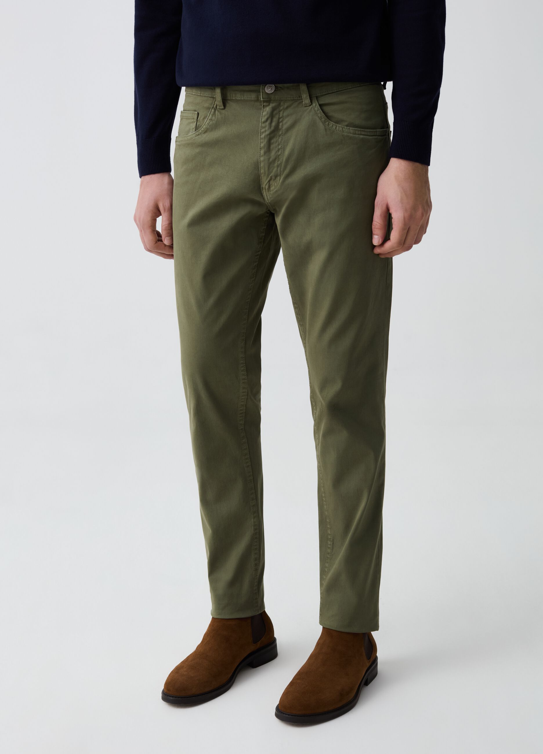 Slim-fit trousers with five pockets