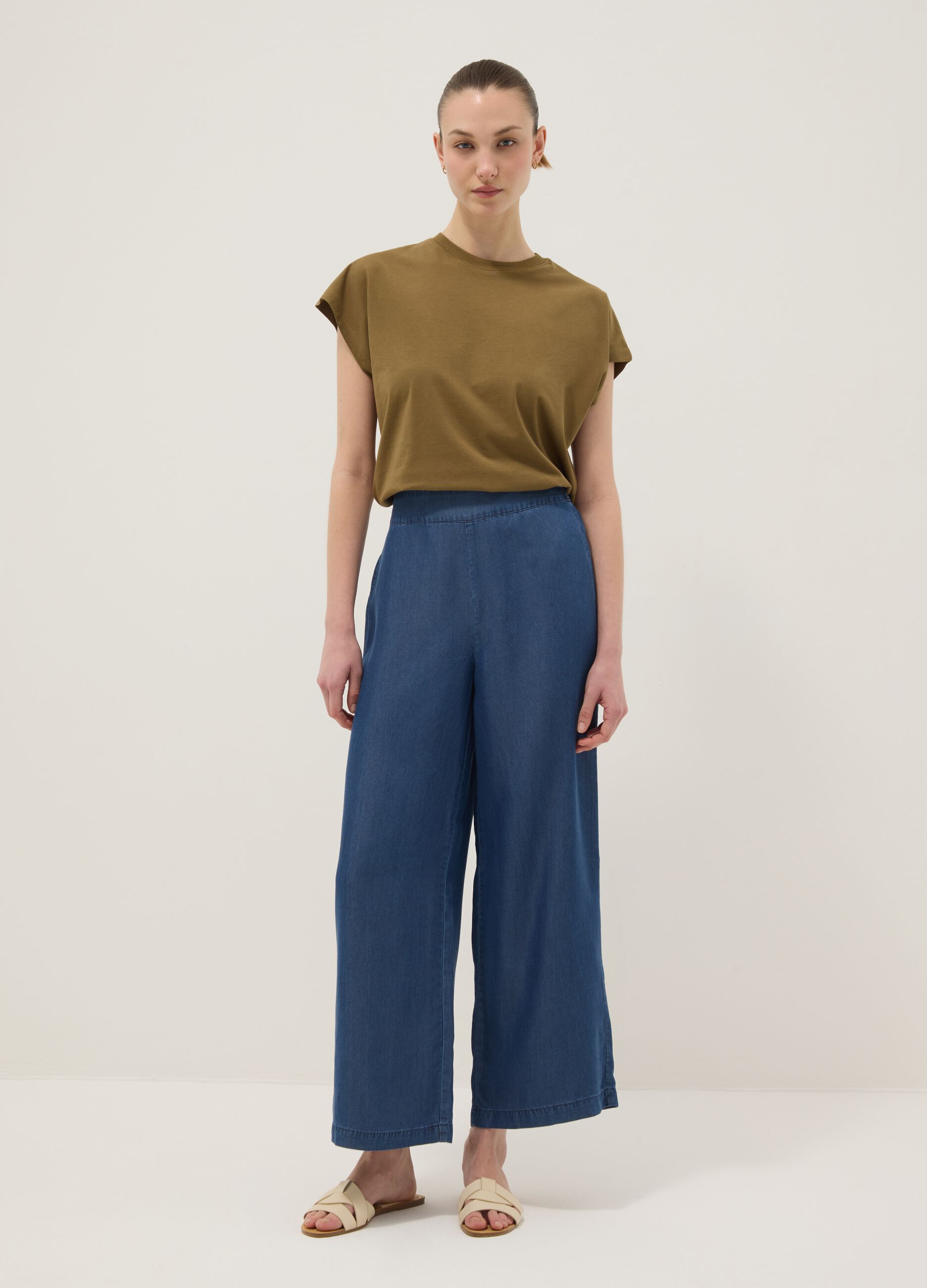 Green fitted pure cotton short-sleeve T-shirt