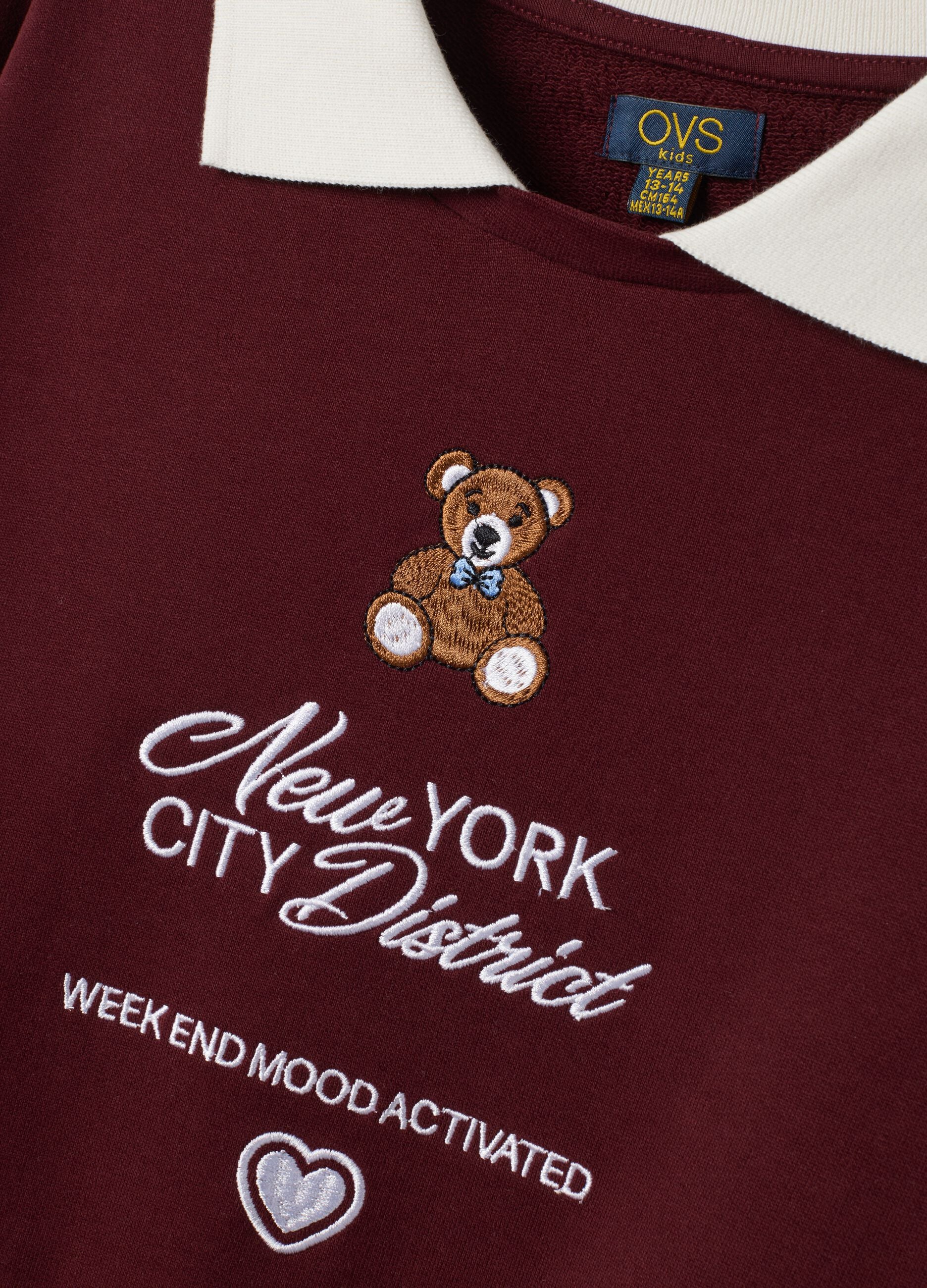 Red crew-neck sweatshirt in pure cotton with collar