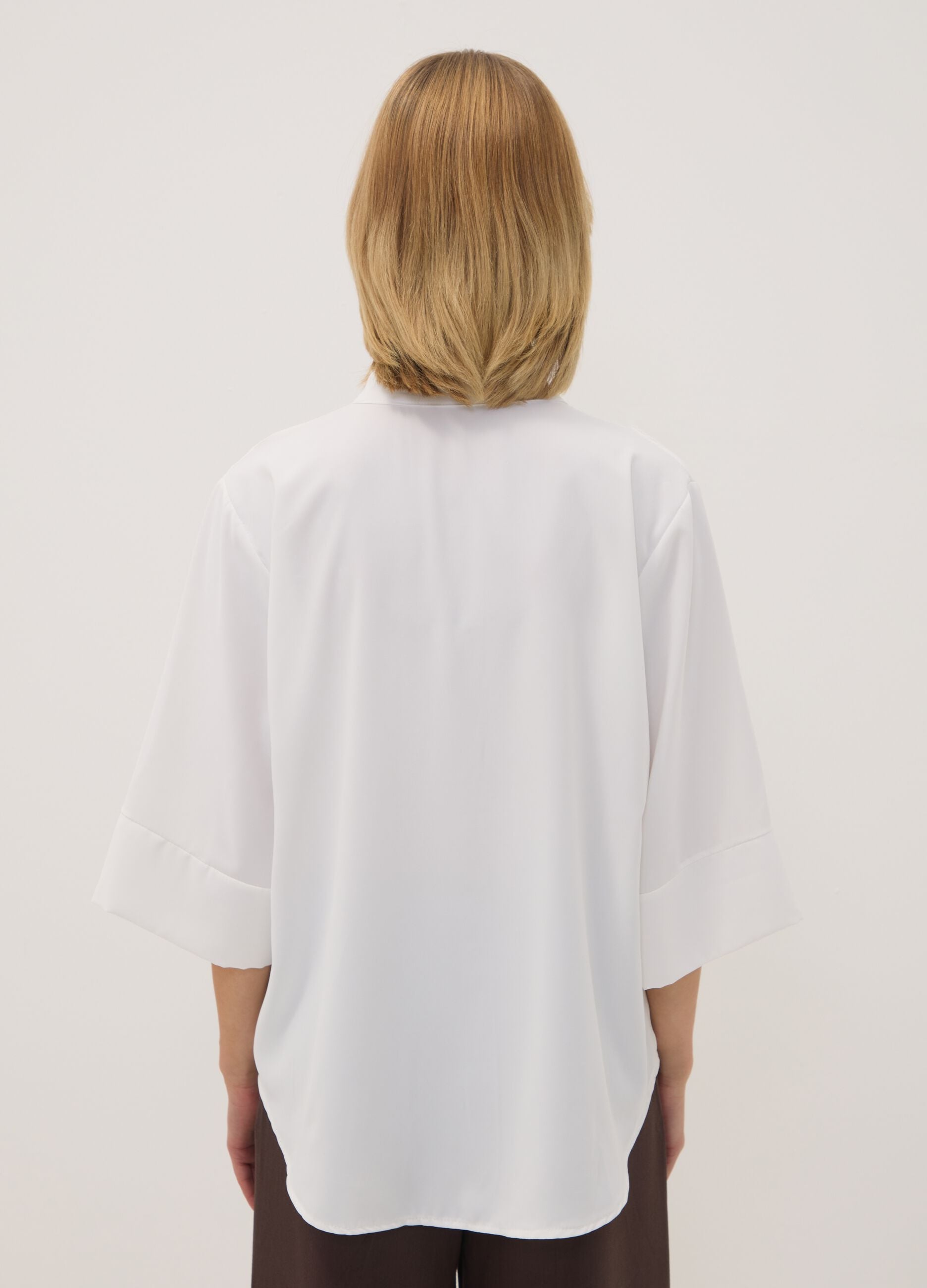 White regular-fit blouse with wide sleeves and mandarin collar