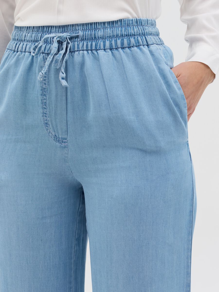 Relaxed-fit trousers in Lyocell_2