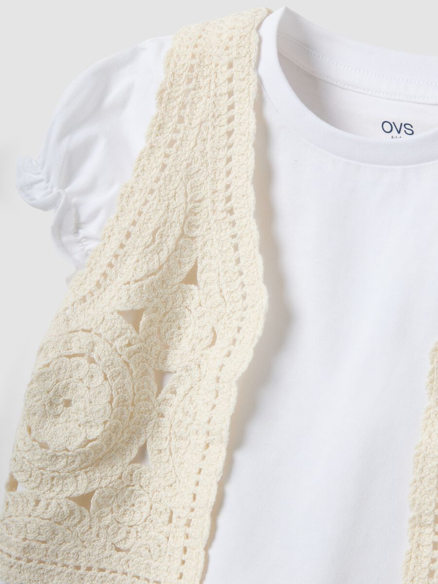 Girl's white pure cotton T-shirt regular fit with waistcoat_2