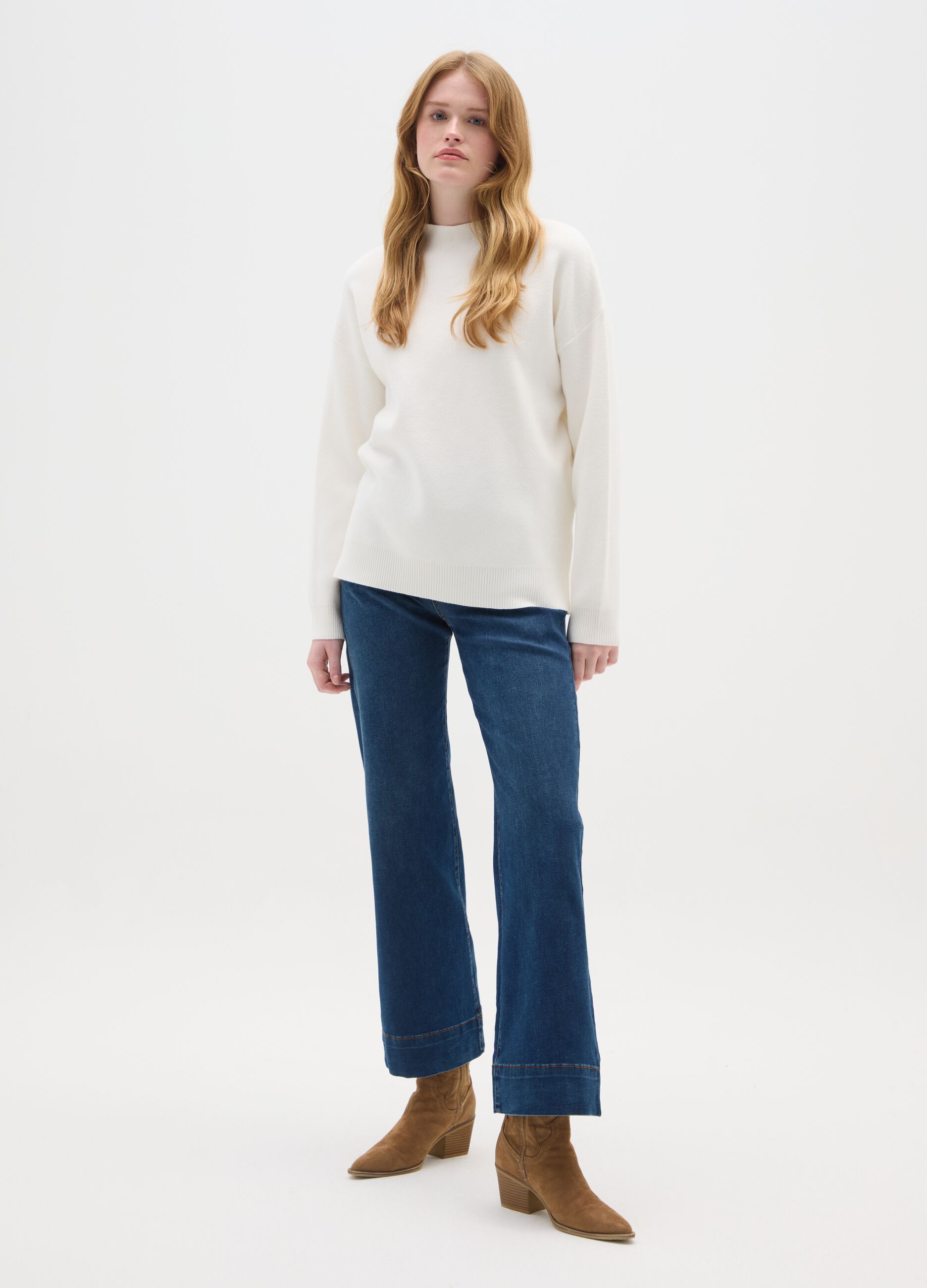 White Regular Fit Jumper