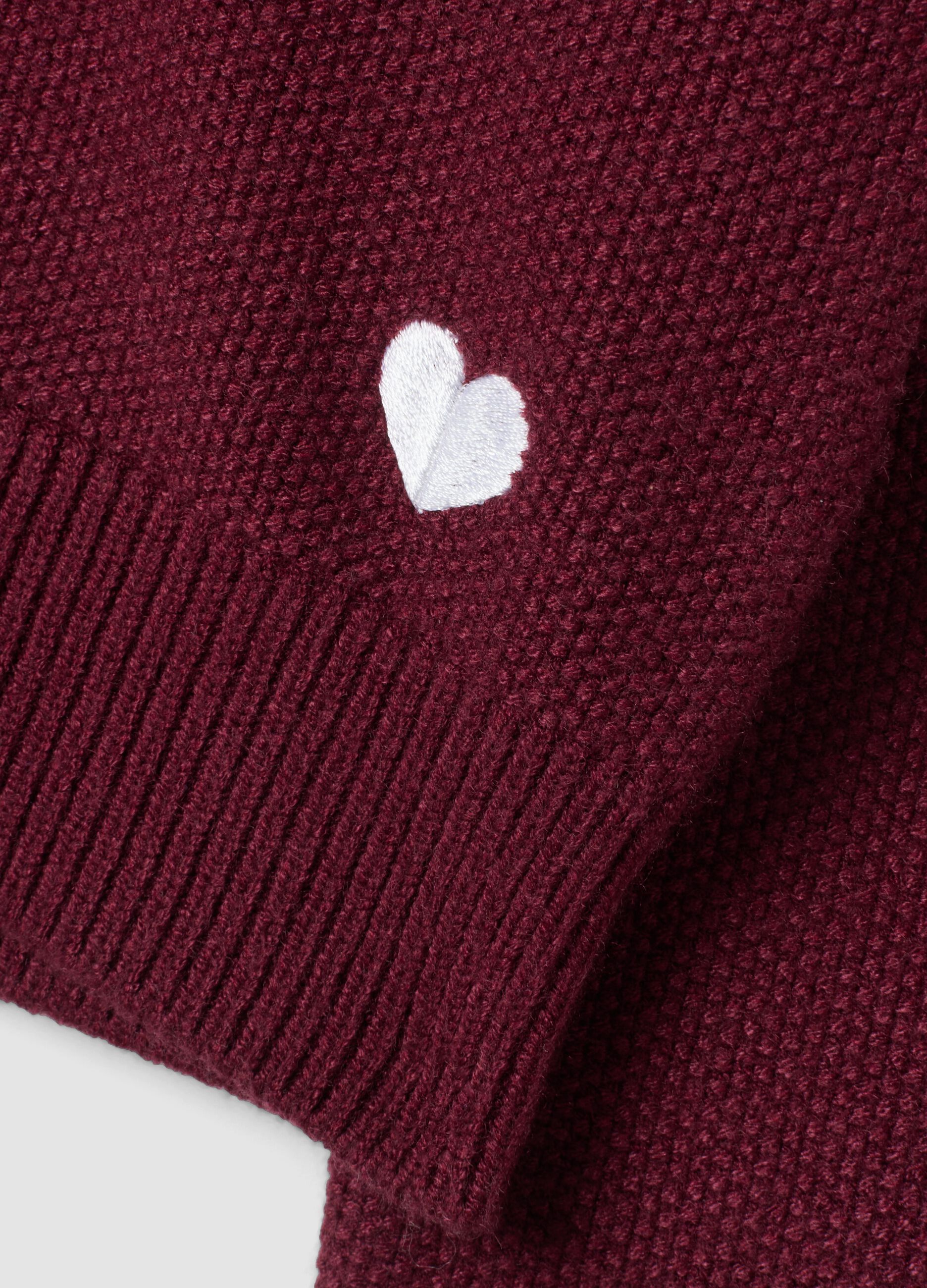 Maglione rosso in misto viscosa con scollo a V regular fit