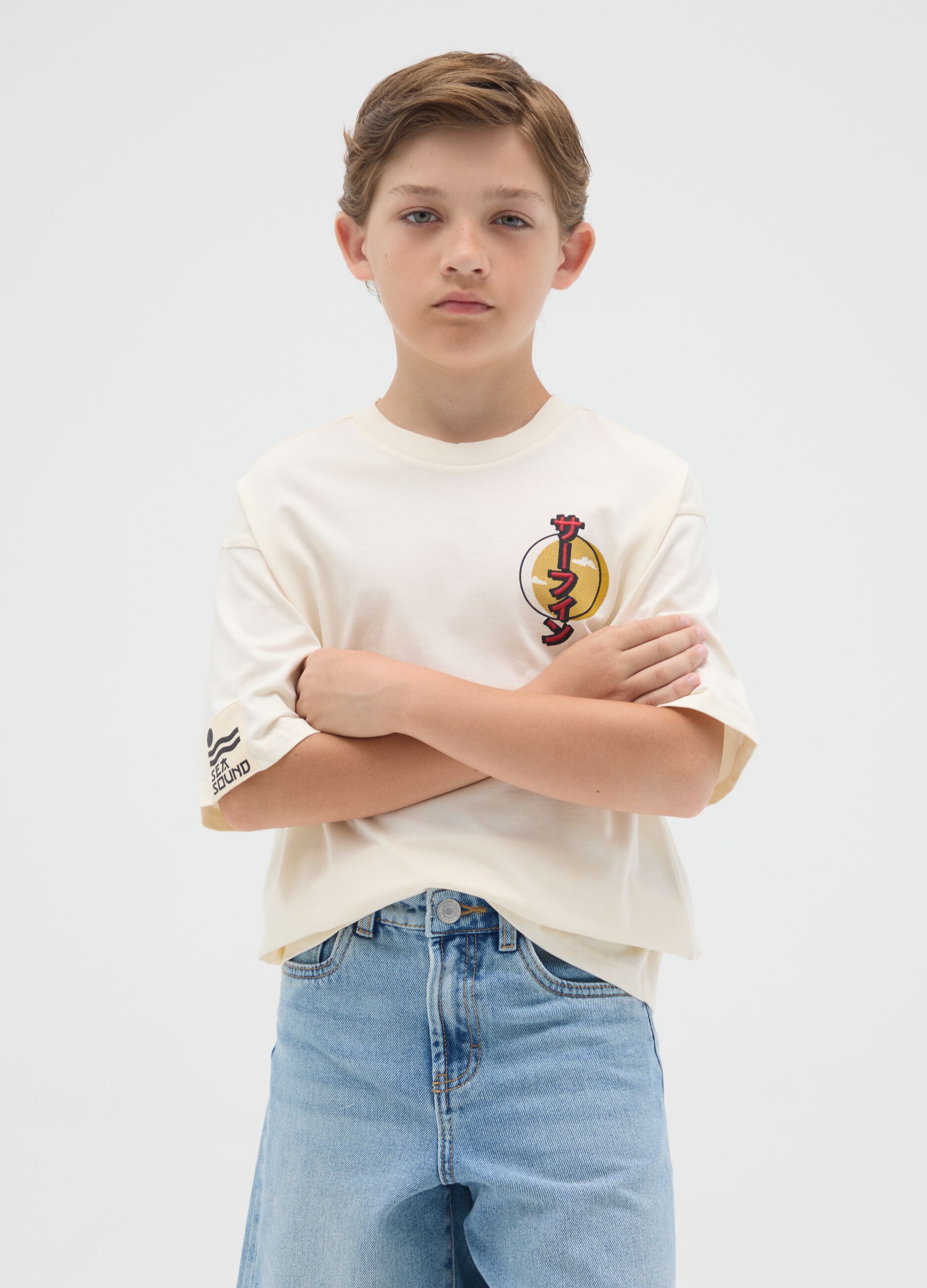 T-shirt da ragazzo in puro cotone beige oversize
