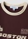 T-shirt marrone in cotone con stampa grafica frontale e bordi a contrasto_2