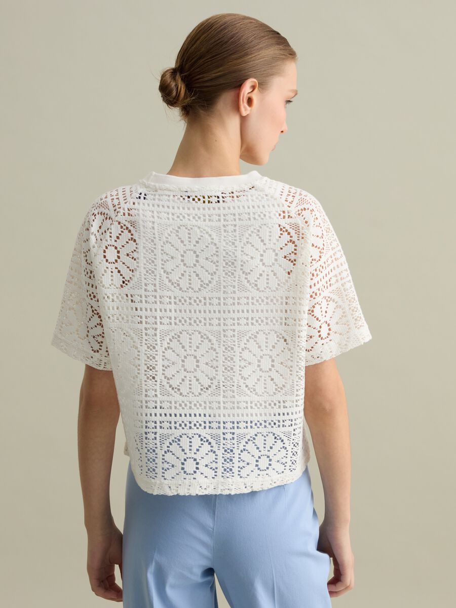 White short-sleeved T-shirt in lace_3