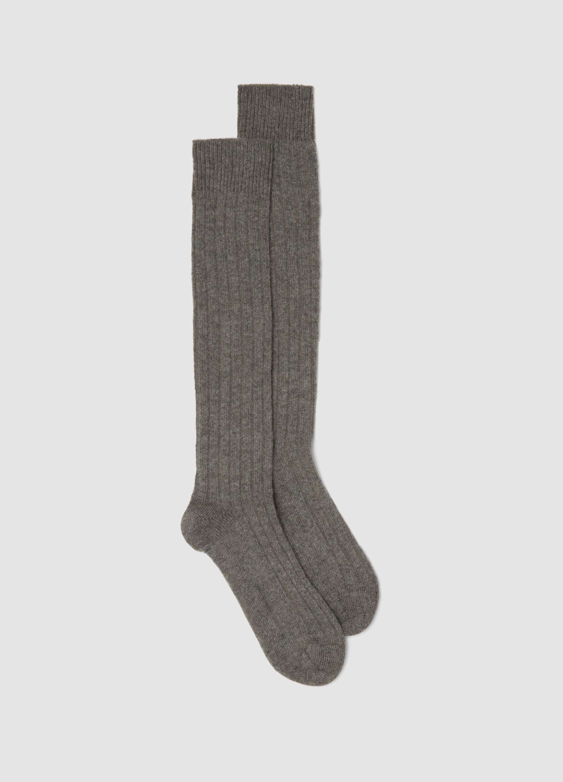 Long grey socks in wool, viscose and stretch cashmere