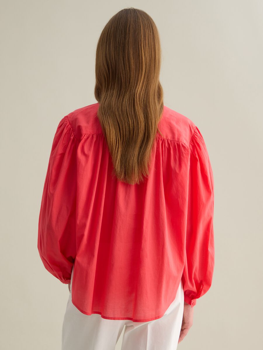 Women’s shirt in red 100% cotton with regular fit_3