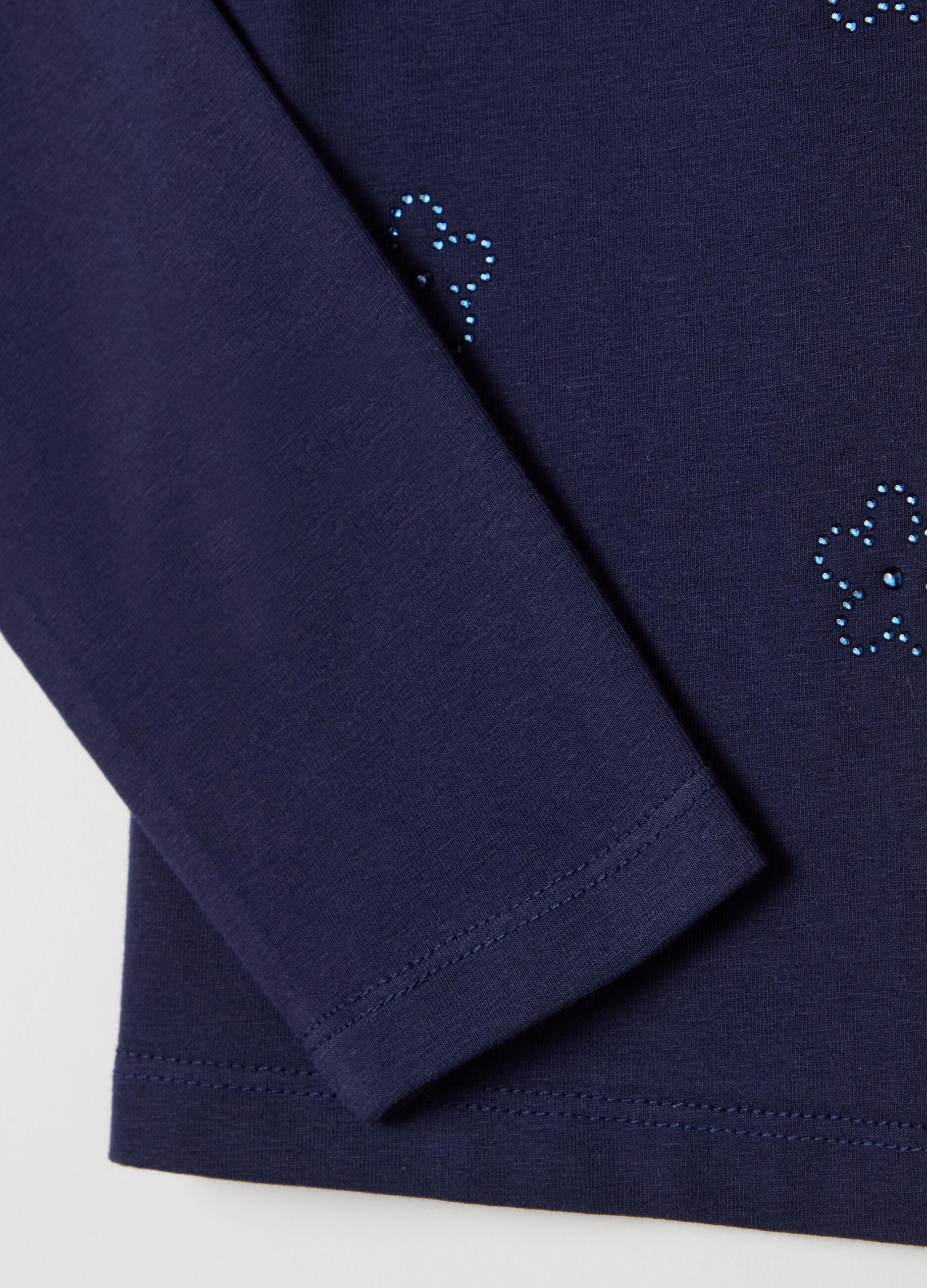 T-shirt maniche lunghe con fiori di strass