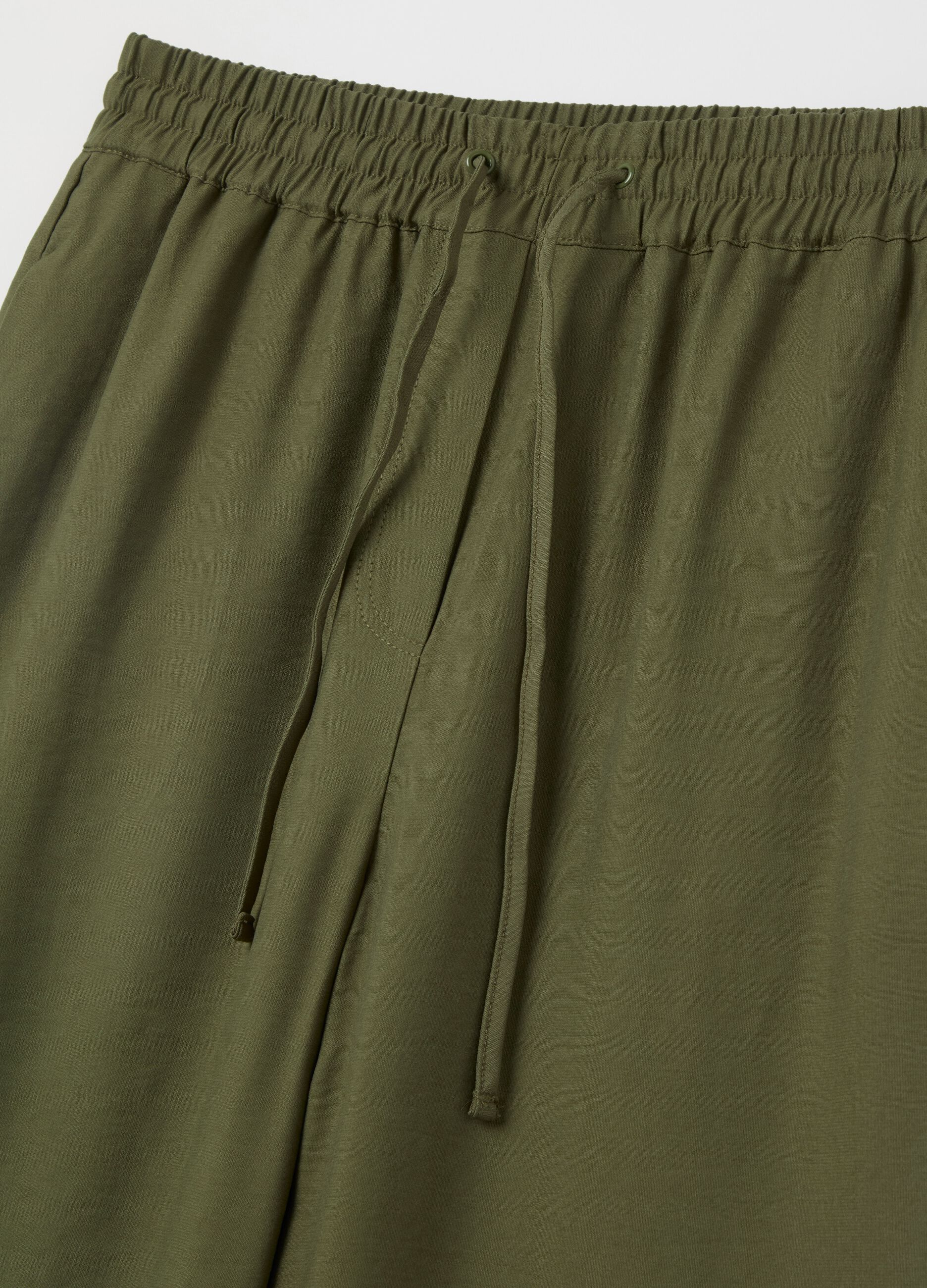 Pantalone fluido con coulisse