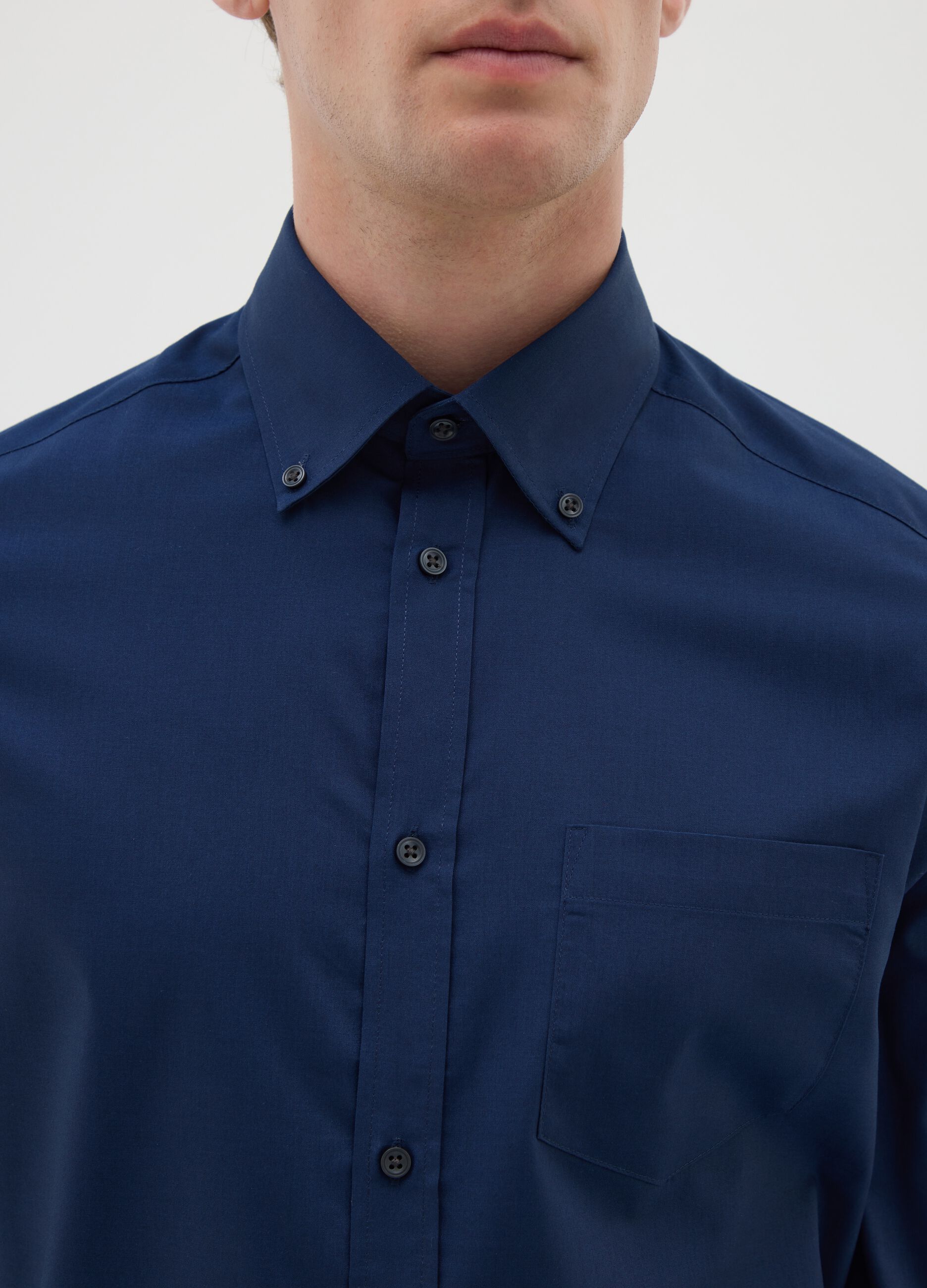 Men's blue cotton blend easy iron shirt