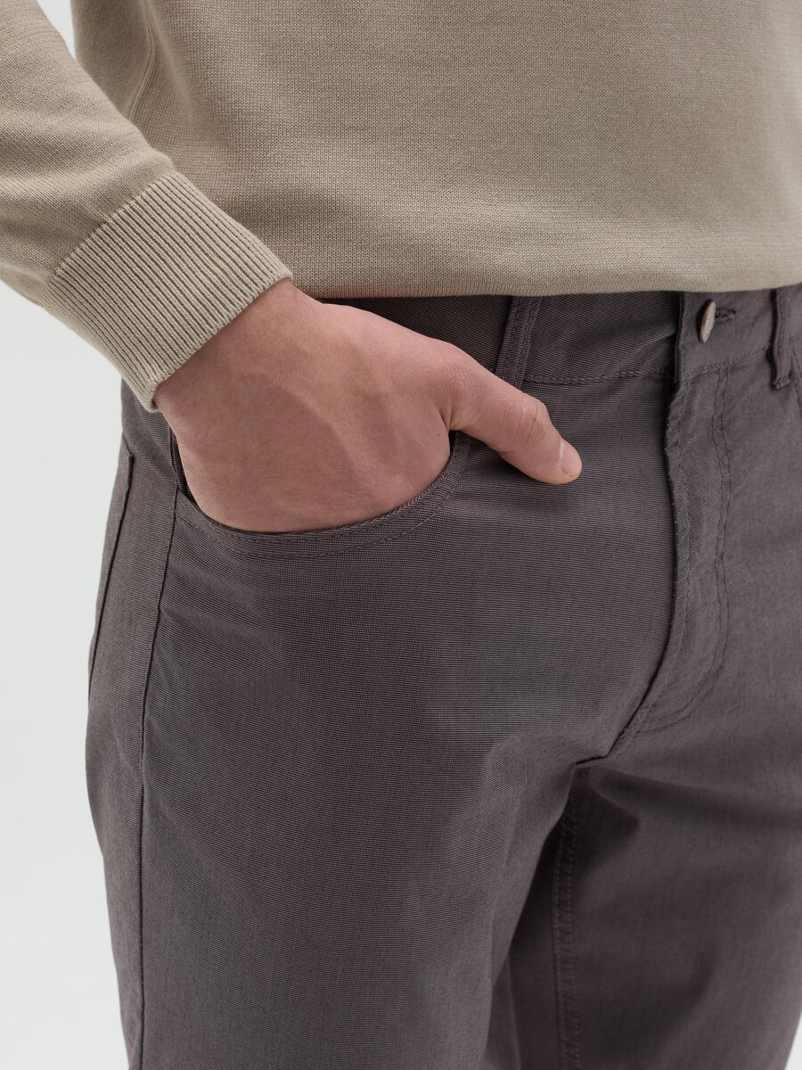 Stretch slim-fit trousers with five pockets_2